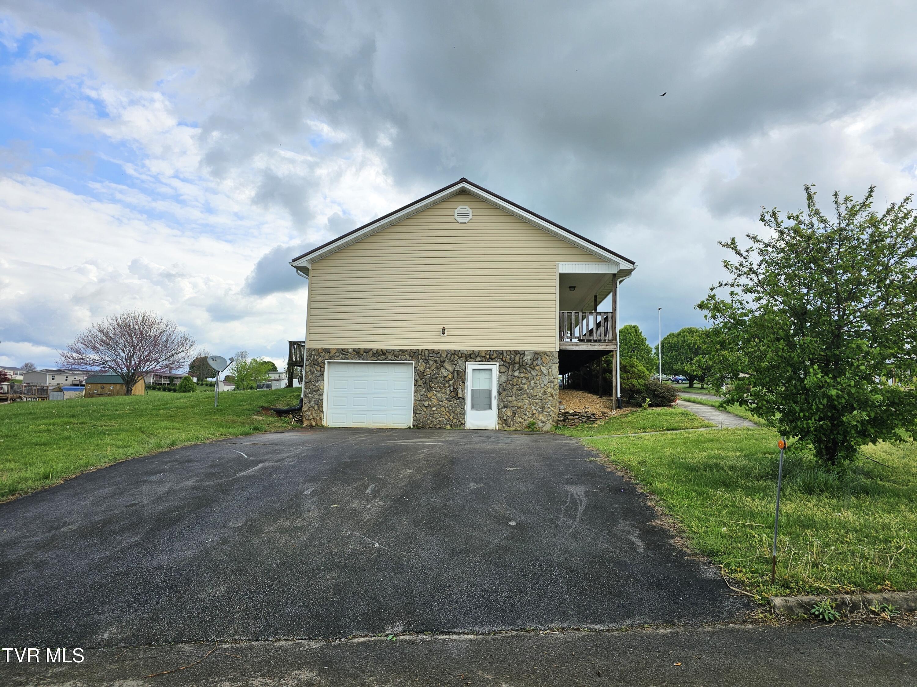 485 Ebenezer Loop Loop, Chuckey, Tennessee image 3