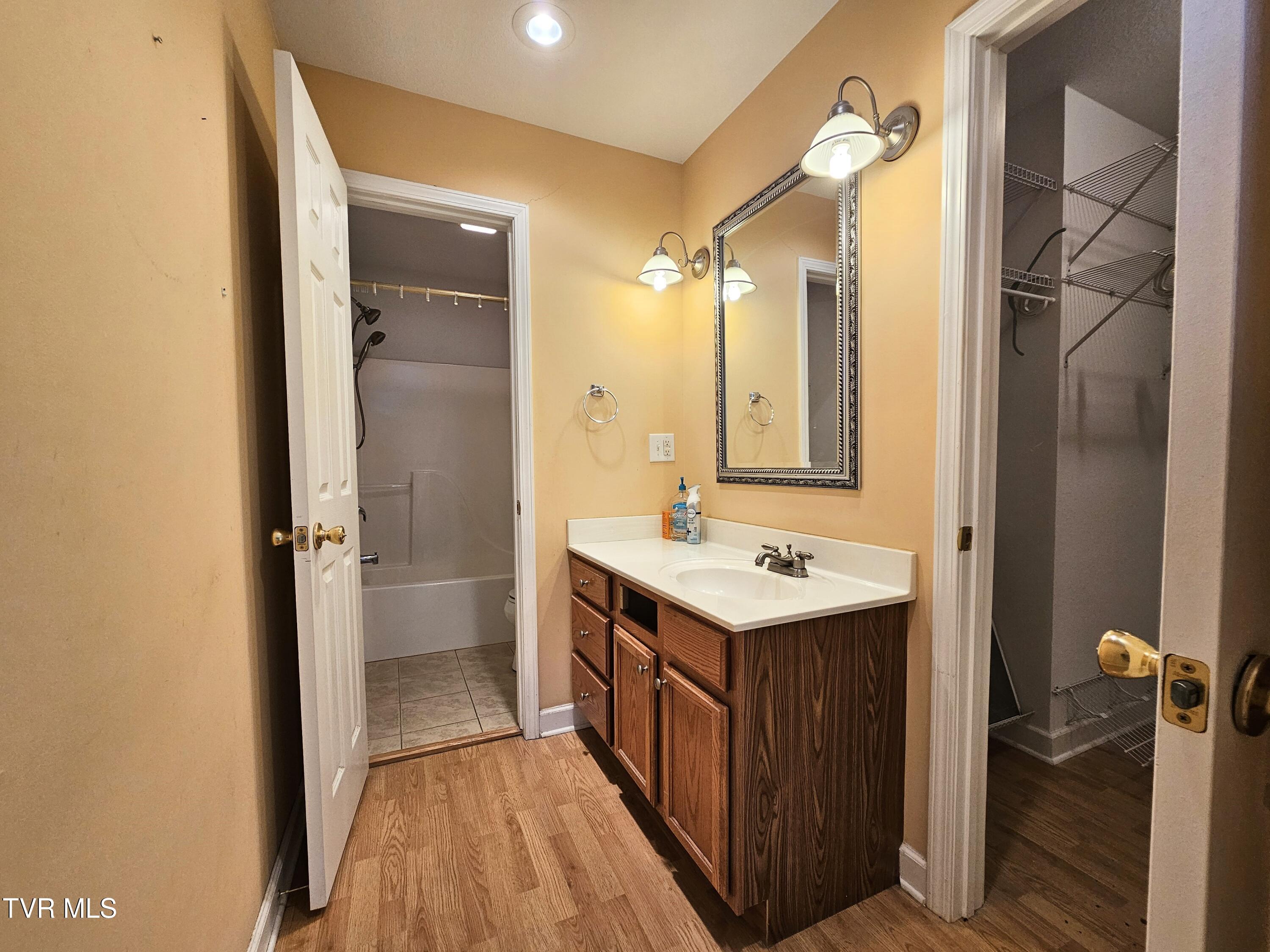 485 Ebenezer Loop Loop, Chuckey, Tennessee image 12