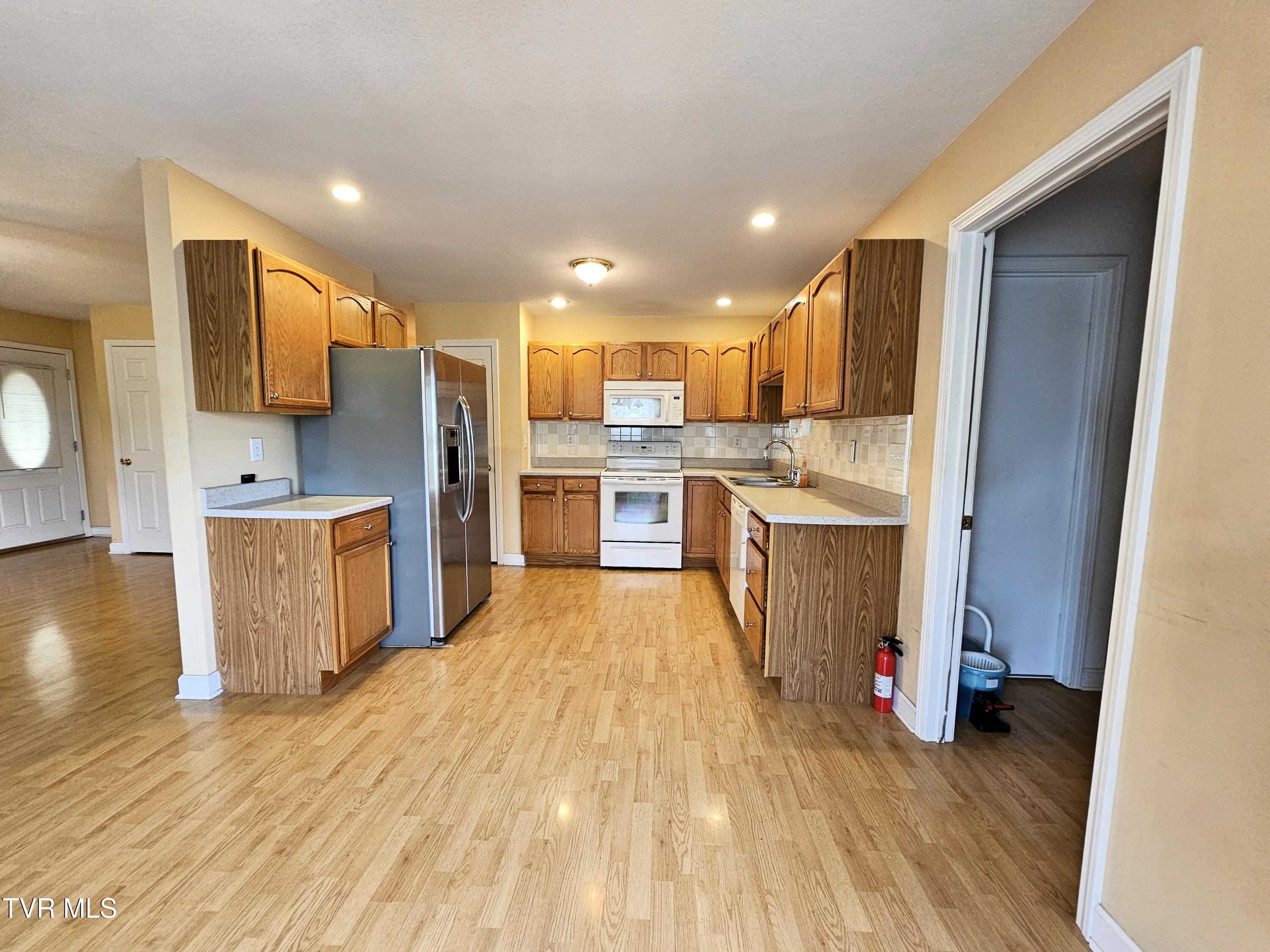 485 Ebenezer Loop Loop, Chuckey, Tennessee image 7