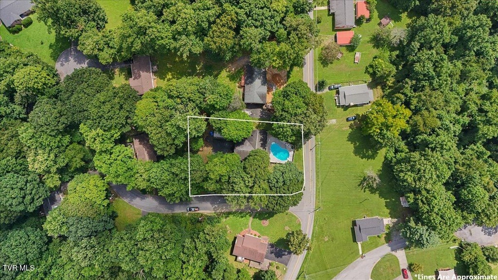 Photo of 9 Red Oak Circle, Johnson City, TN 37604 (MLS # 10000060)