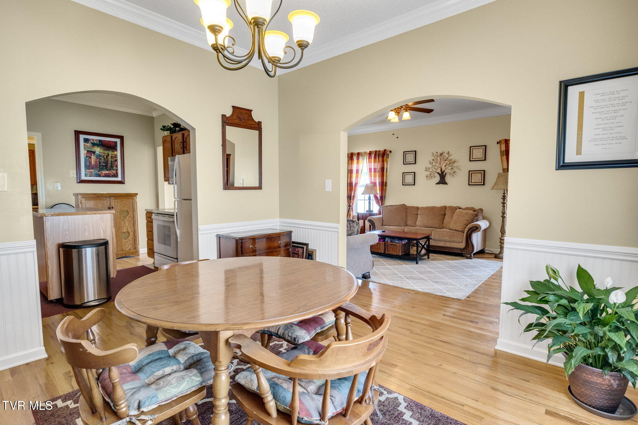 Bristol, Virginia 24202, United States, 3 Bedrooms Bedrooms, ,3 BathroomsBathrooms,Residential,Active,164206