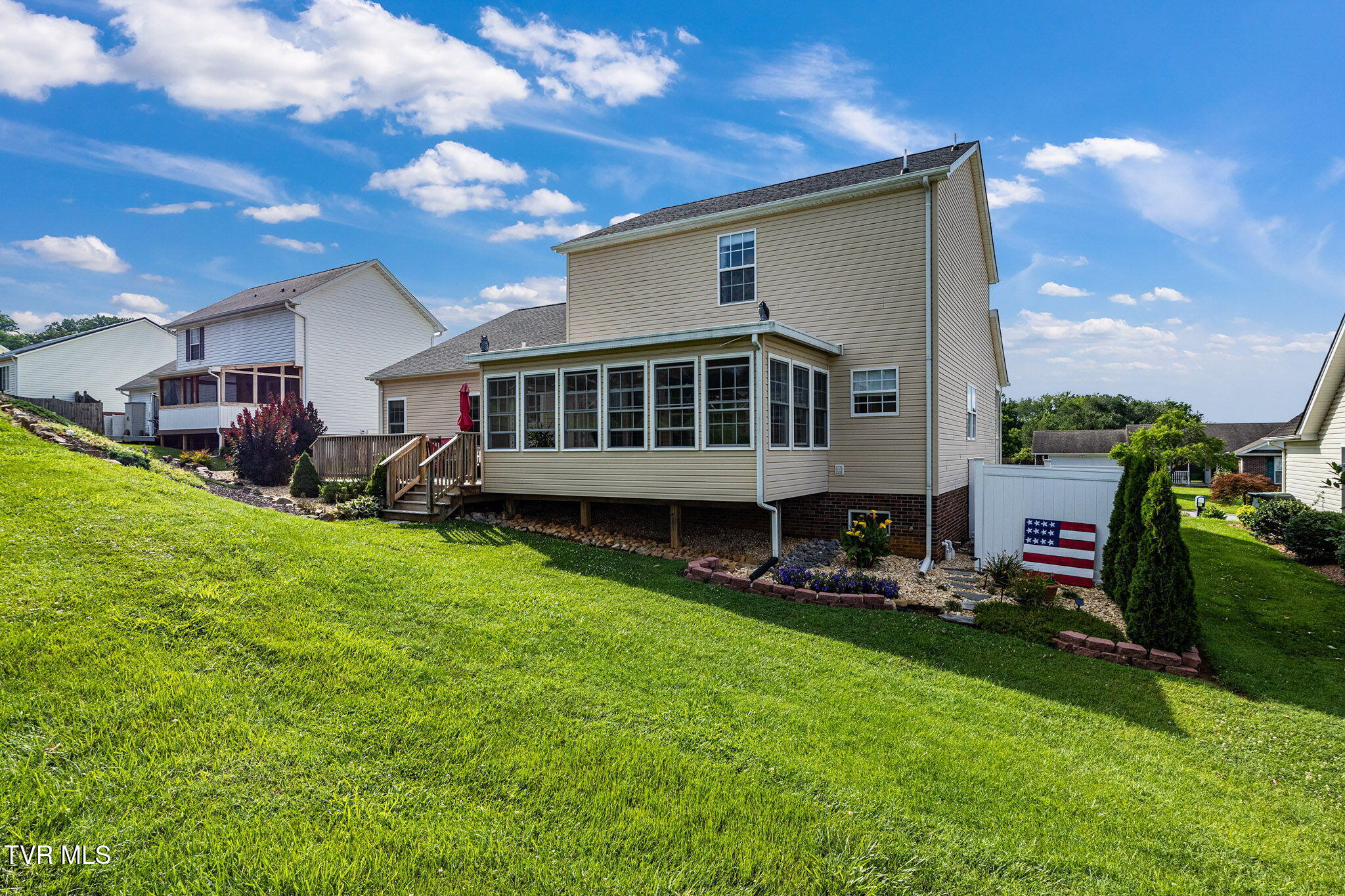 Bristol, Virginia 24202, United States, 3 Bedrooms Bedrooms, ,3 BathroomsBathrooms,Residential,Active,164206