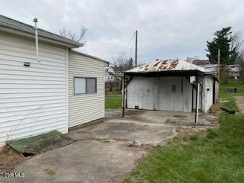 Photo of 301 Cherry Street, Marion, VA 24354 (MLS # 9993025)