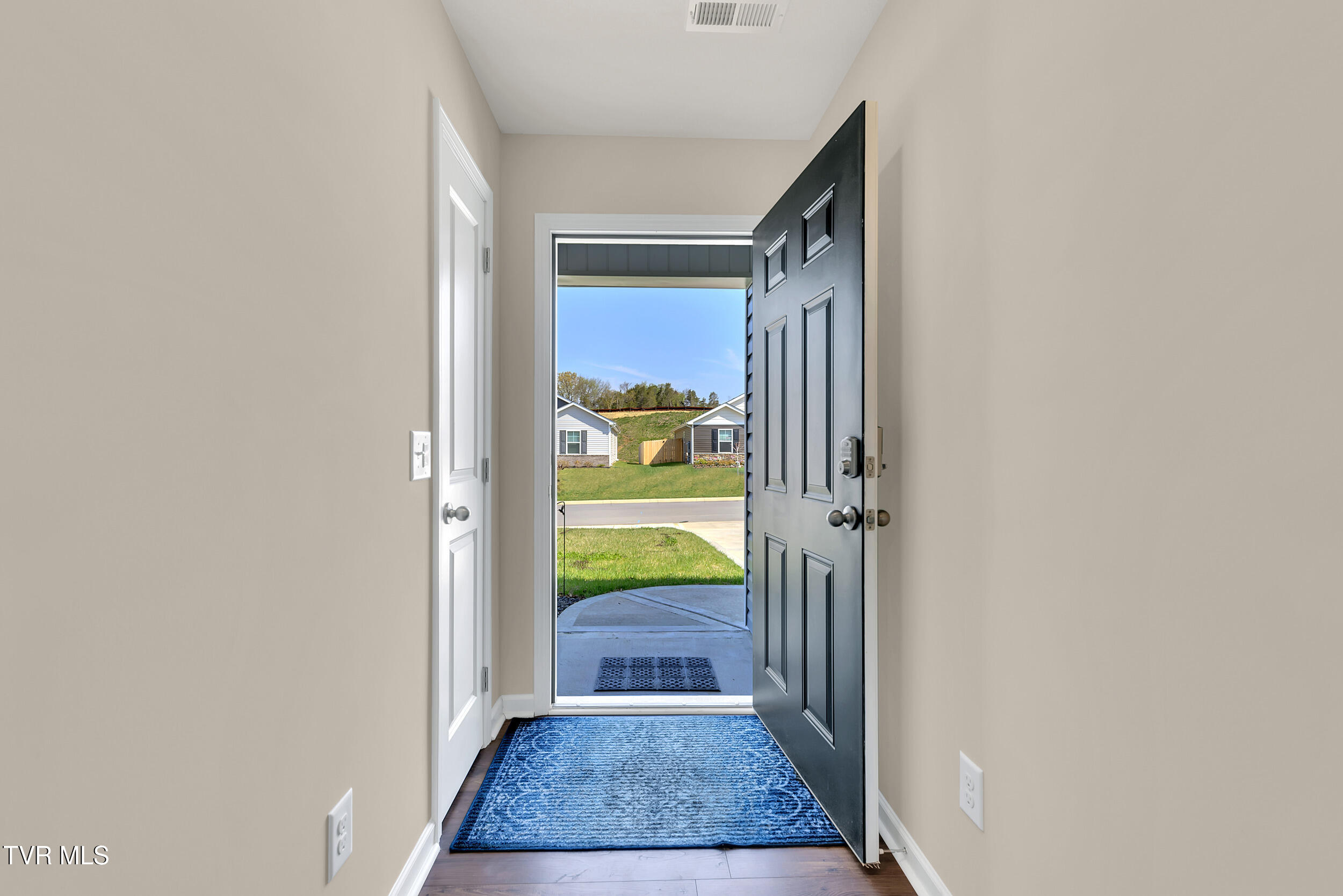 1245 Cherry Grove, Greeneville, Tennessee image 5