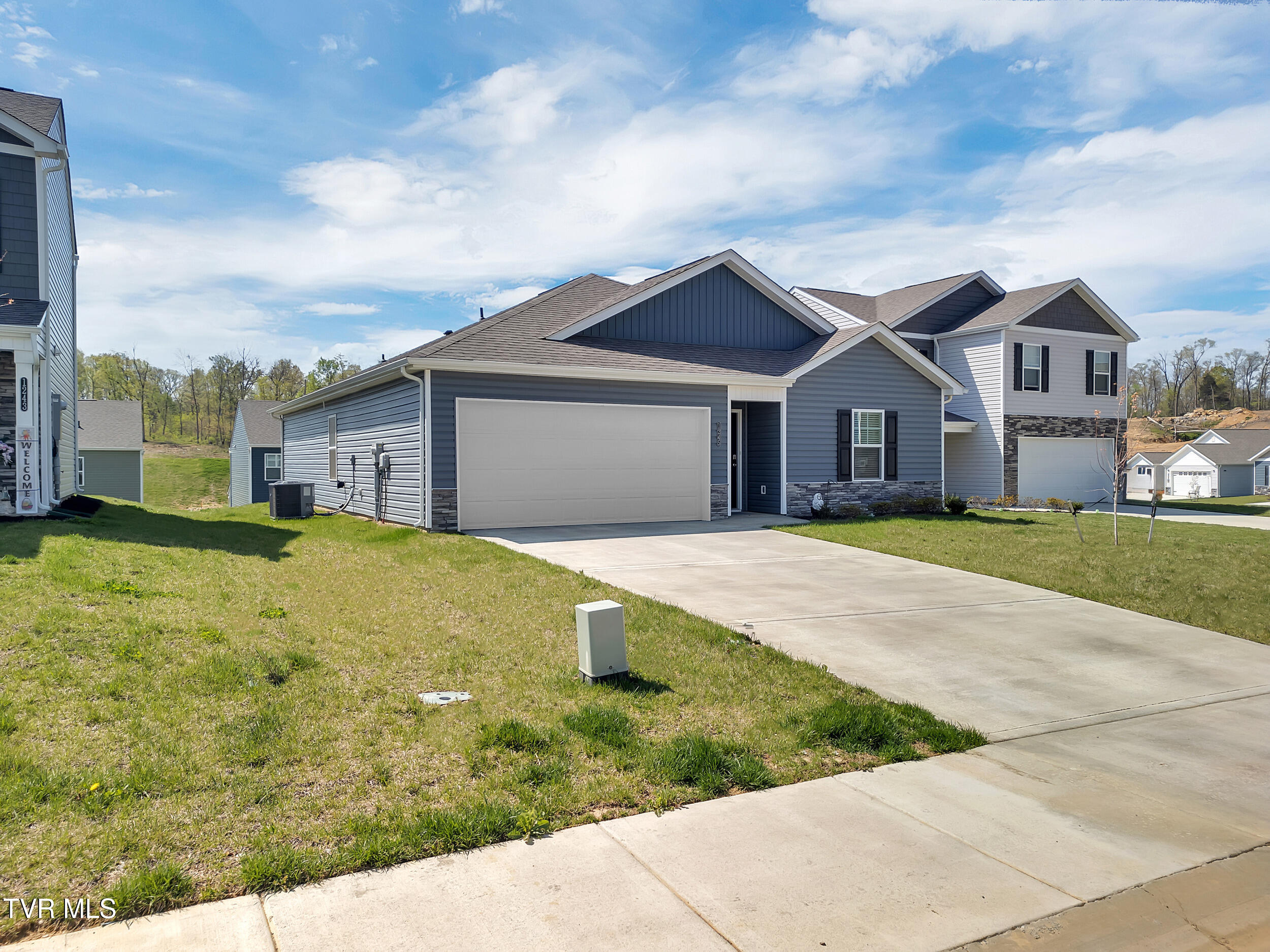 1245 Cherry Grove, Greeneville, Tennessee image 3