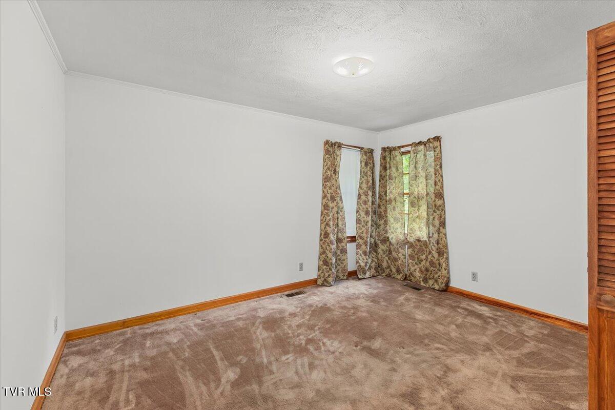 104 & 106 Hickory Drive, Greeneville, Tennessee image 23