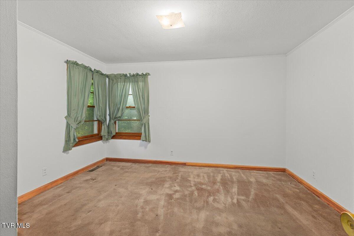 104 & 106 Hickory Drive, Greeneville, Tennessee image 32