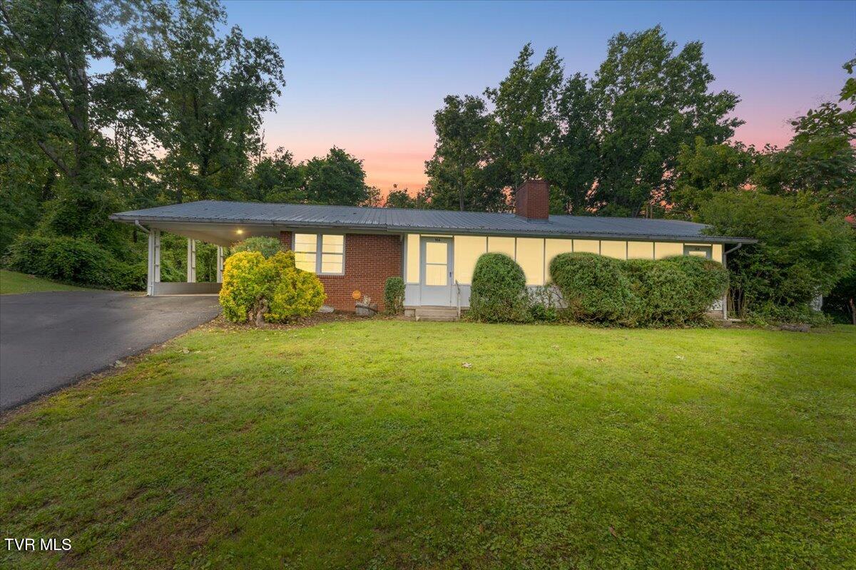 104 & 106 Hickory Drive, Greeneville, Tennessee image 2
