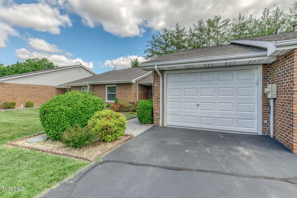 Photo of 1905 Knob Creek Road #6, Johnson City, TN 37604 (MLS # 9995491)