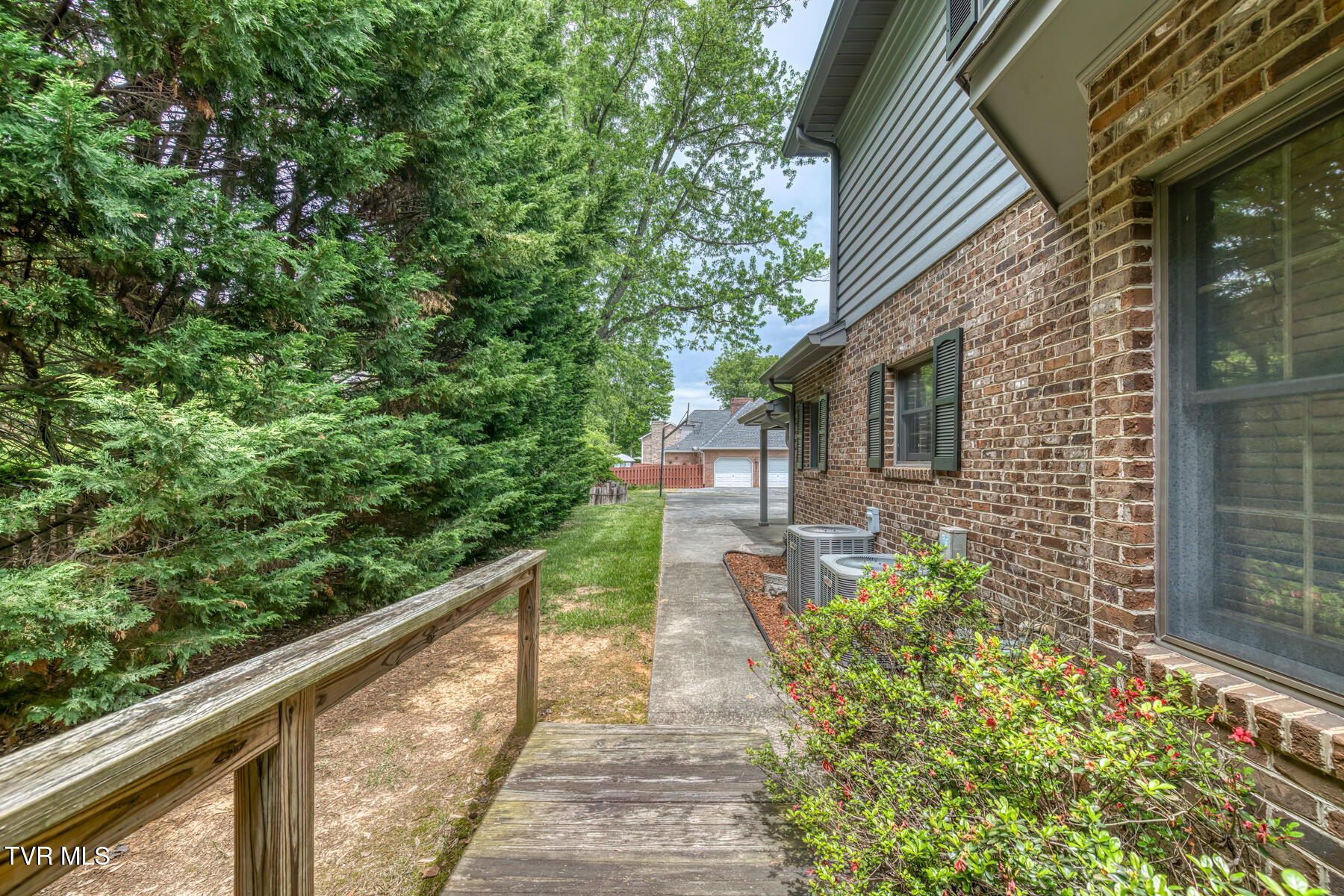 3510 Bondwood Circle, Johnson City, Tennessee image 10