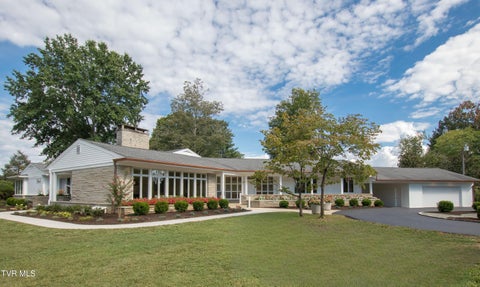 Photo of 158 Fairfield Drive, Bristol, TN 37620 (MLS # 10000682)