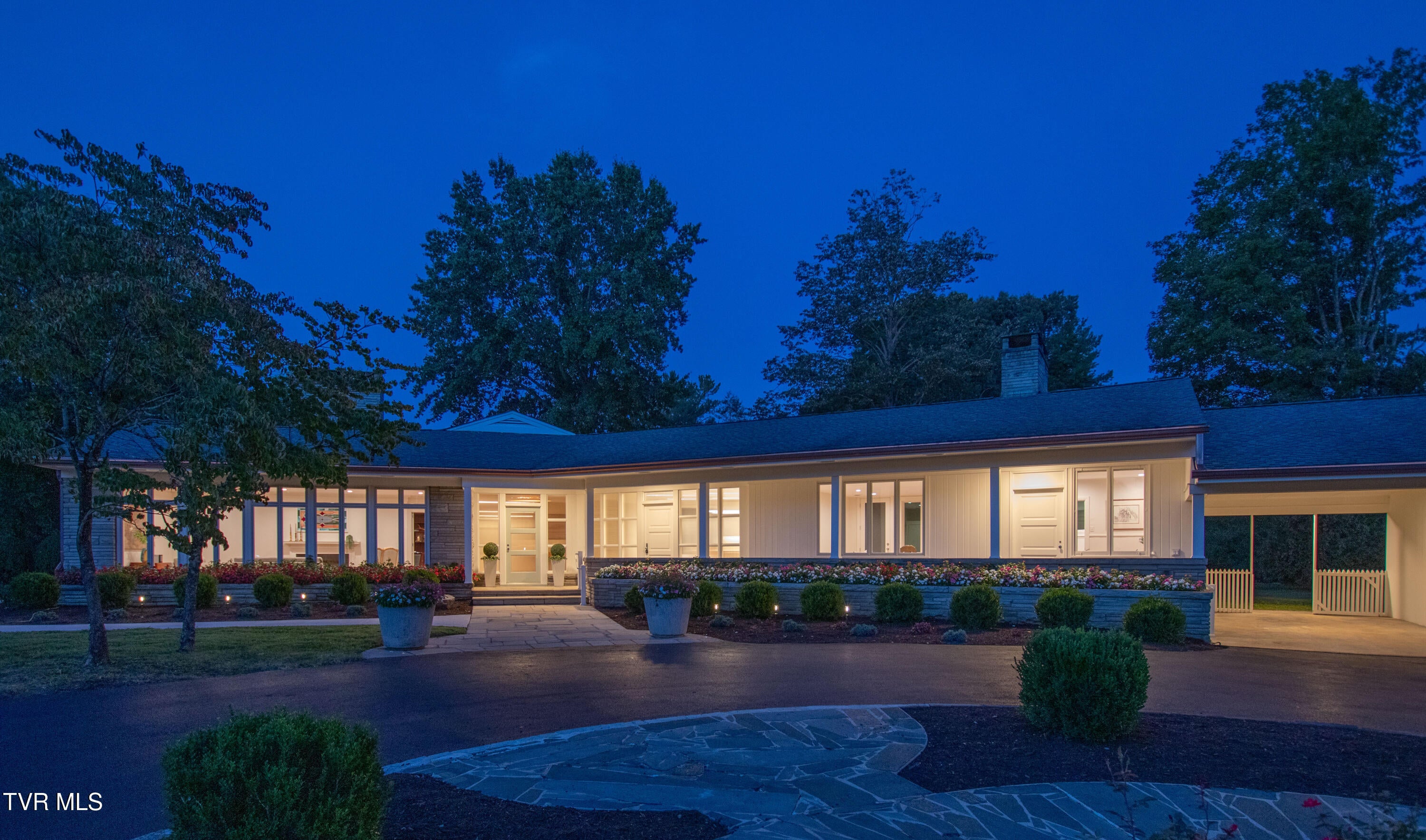 158 Fairfield Drive