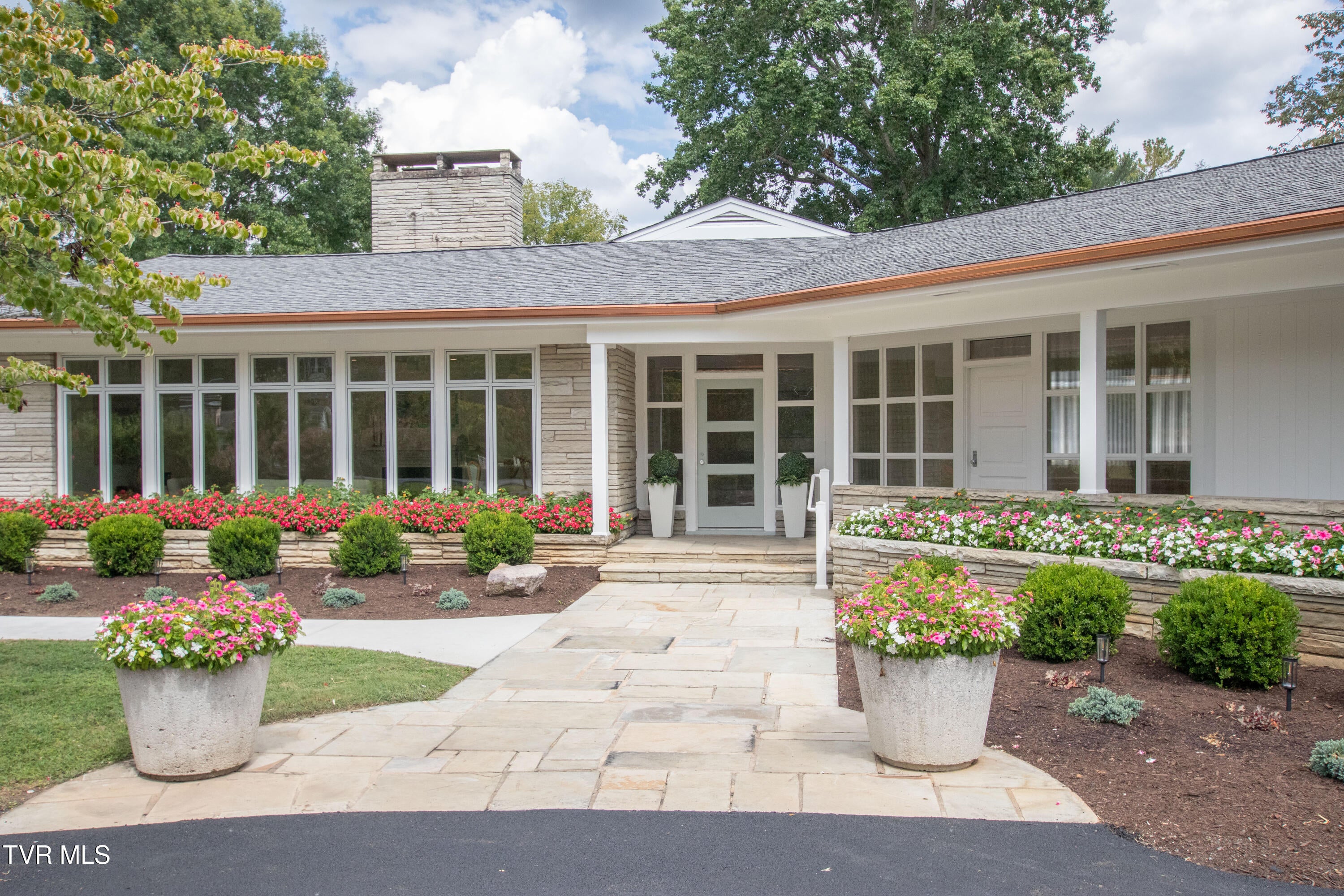 158 Fairfield Drive
