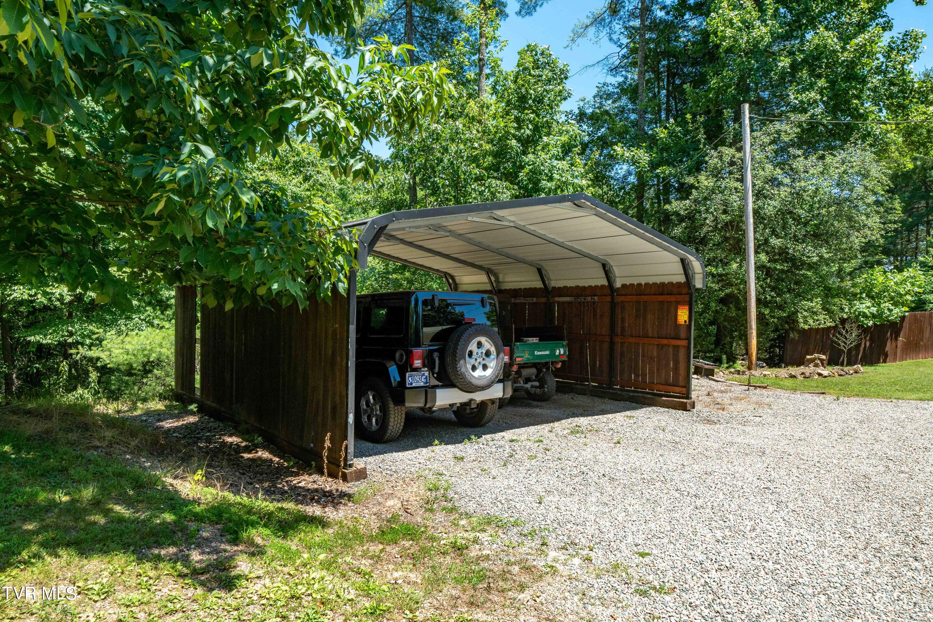 542 Rainbow Road, Mountain City, Tennessee image 14