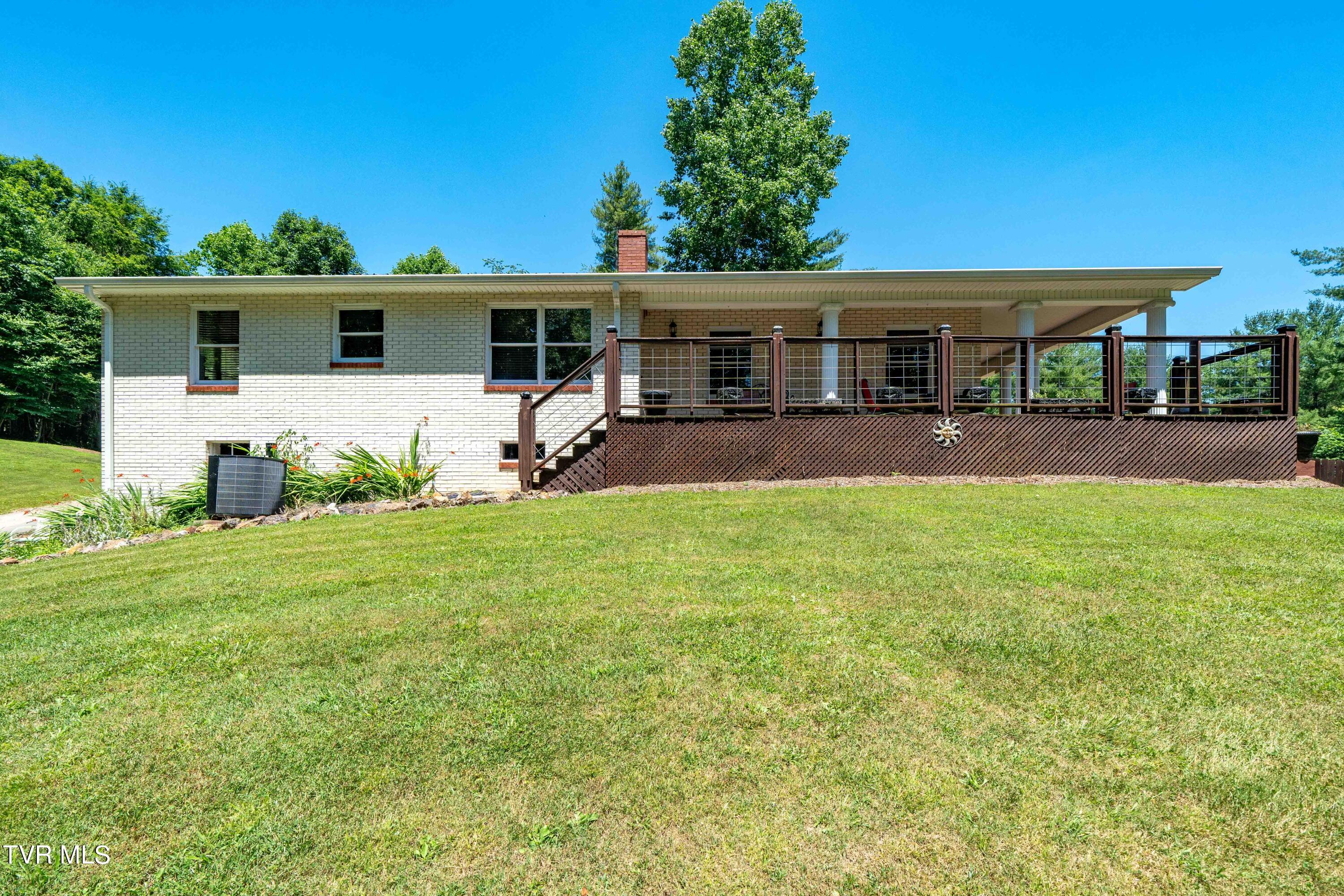 542 Rainbow Road, Mountain City, Tennessee image 8