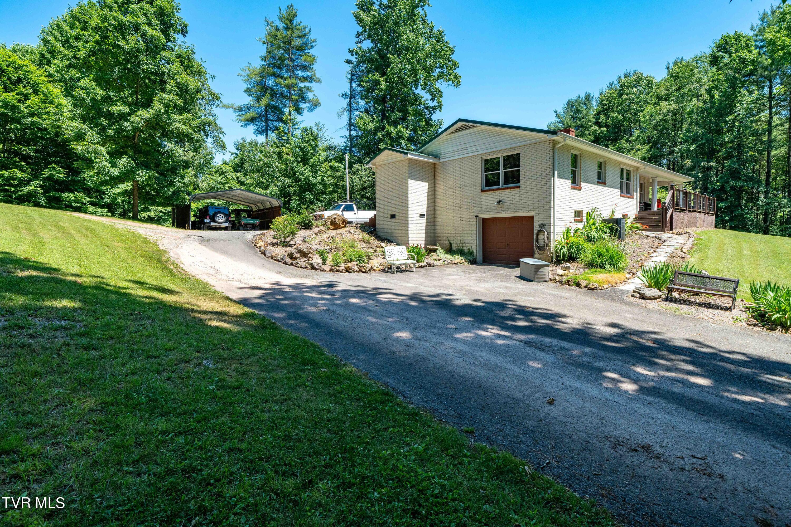 542 Rainbow Road, Mountain City, Tennessee image 11
