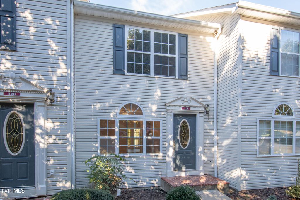 Photo of 118 Amanda Lane #4, Bristol, TN 37620 (MLS # 9987305)