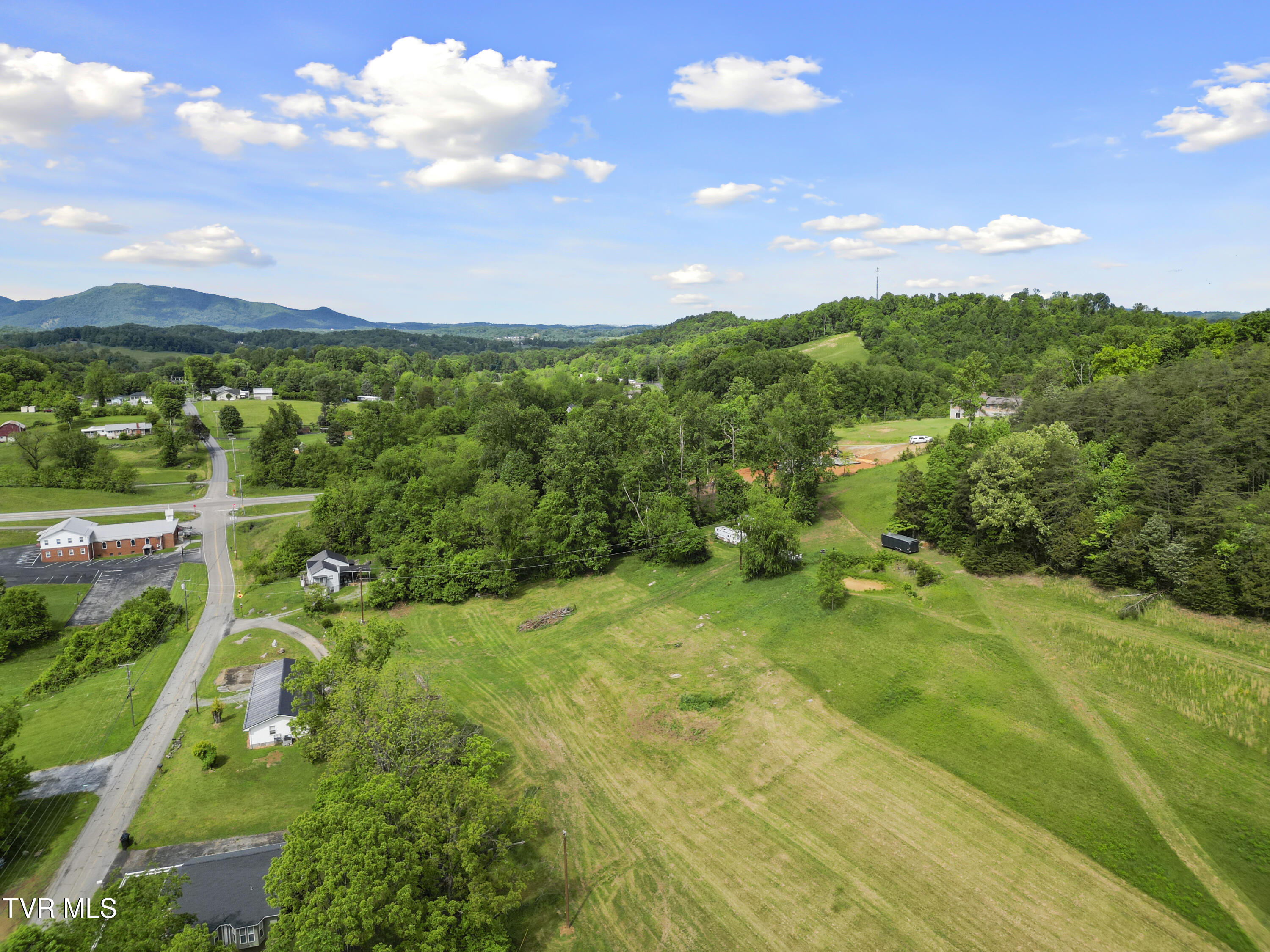 150 Big Springs Road, Elizabethton, Tennessee image 7