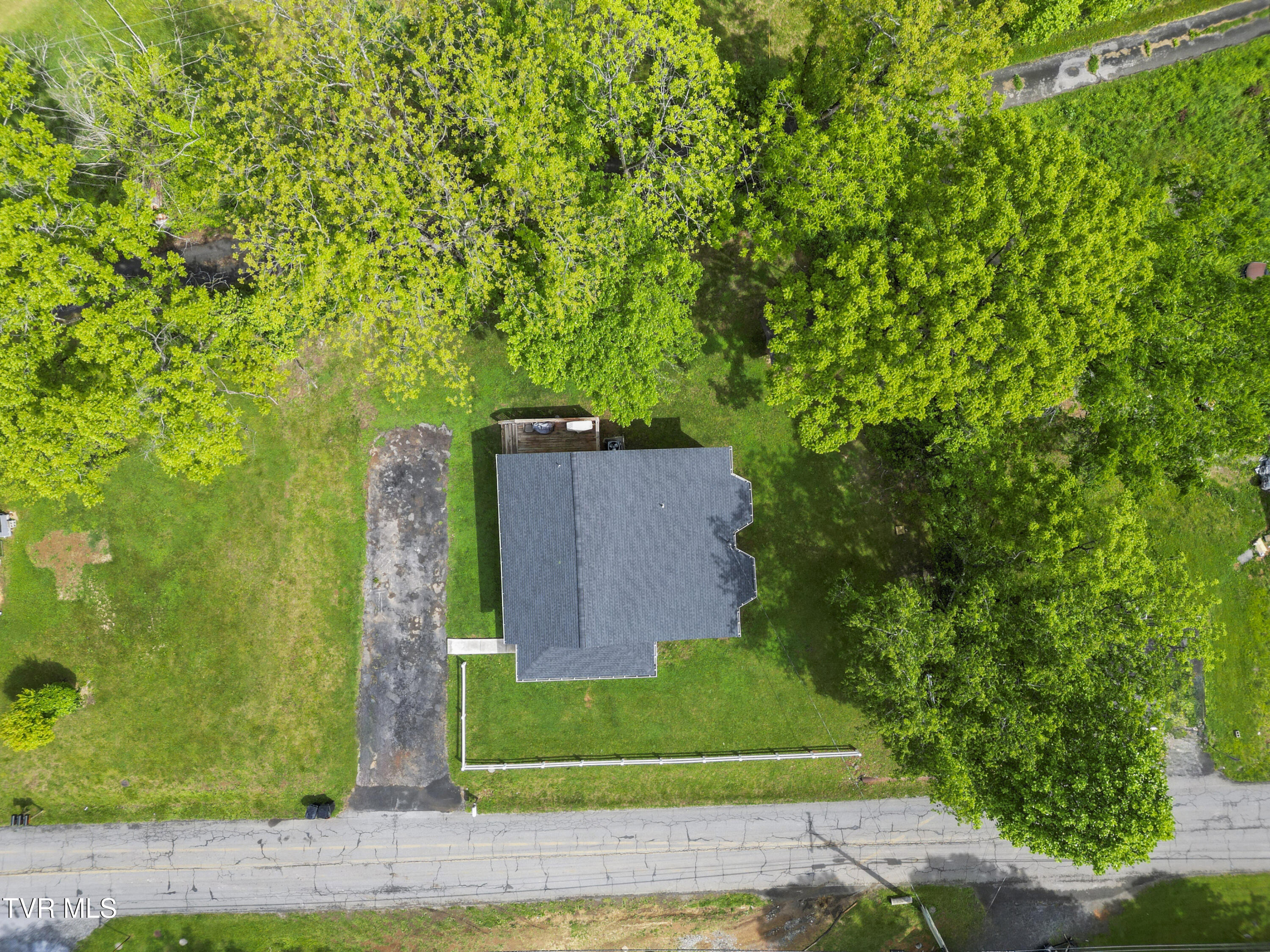 150 Big Springs Road, Elizabethton, Tennessee image 6