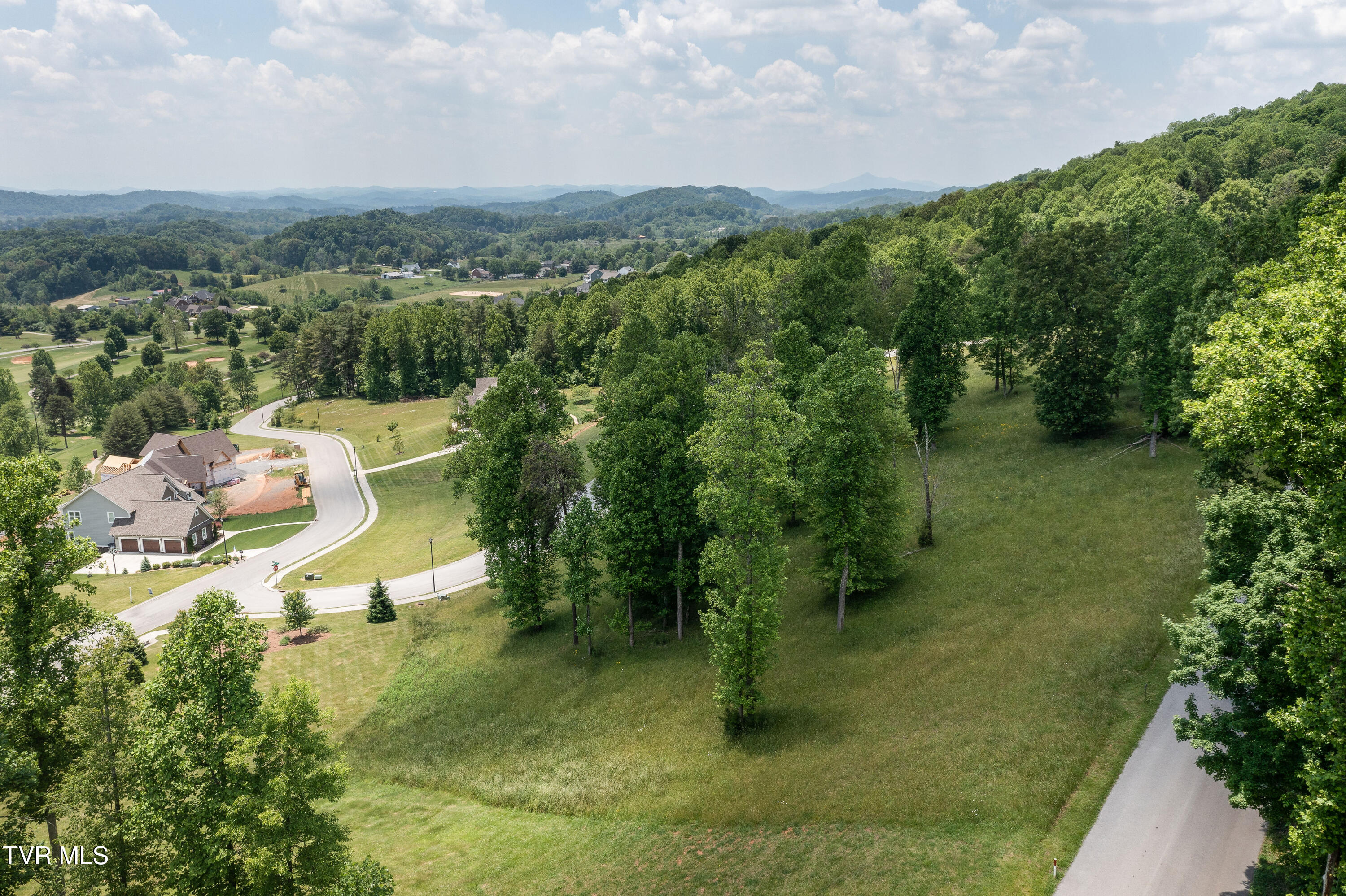 1226 Ridgetop Trail, Kingsport, Tennessee image 7