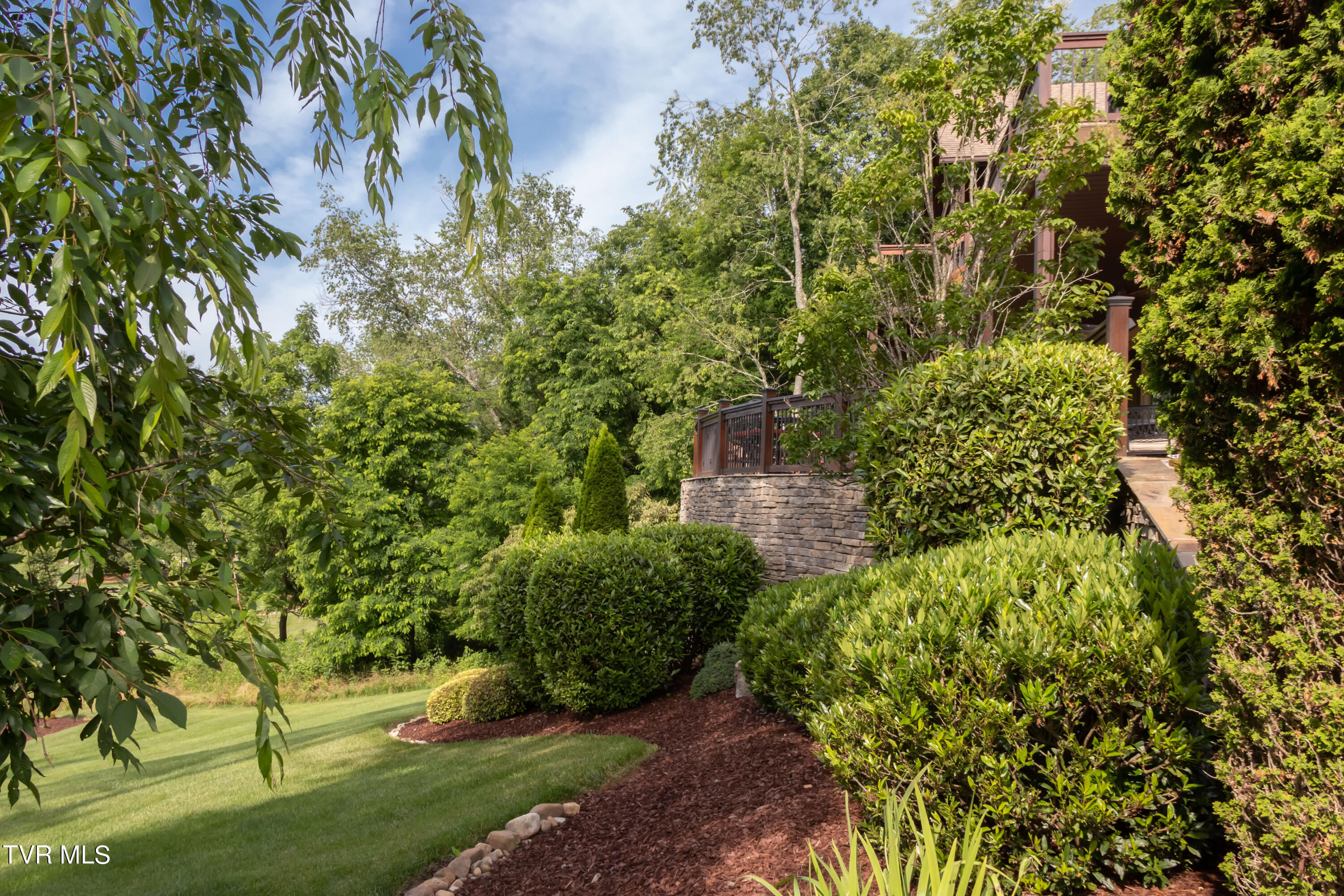 Abingdon, Virginia 24211, United States, 7 Bedrooms Bedrooms, ,6 BathroomsBathrooms,Residential,Active,114570