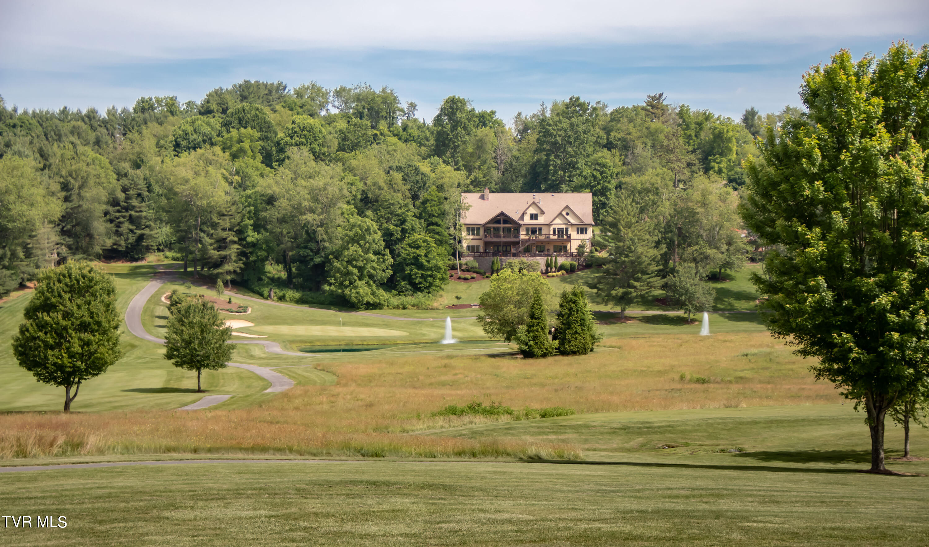 Abingdon, Virginia 24211, United States, 7 Bedrooms Bedrooms, ,6 BathroomsBathrooms,Residential,Active,114570