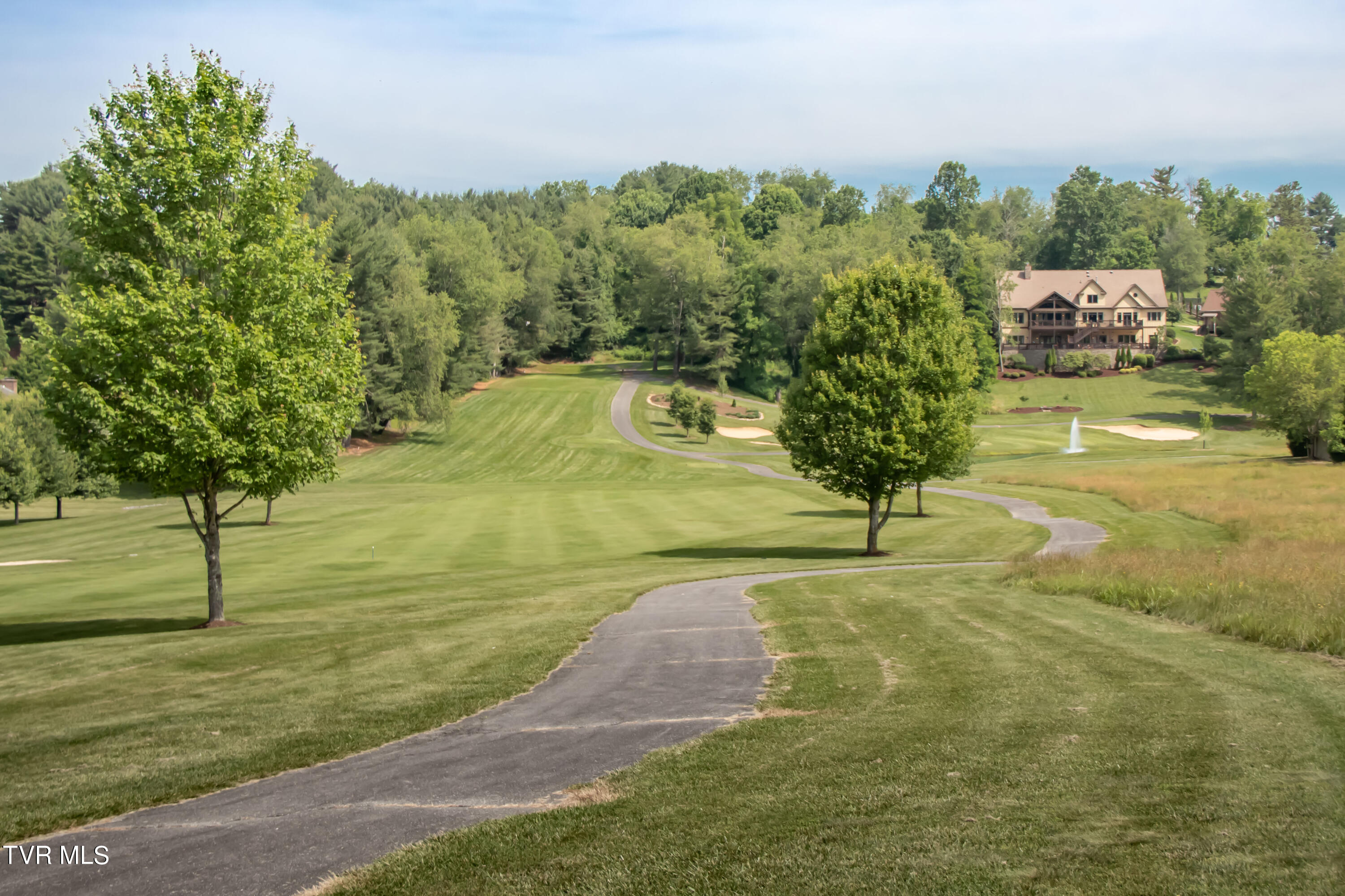 Abingdon, Virginia 24211, United States, 7 Bedrooms Bedrooms, ,6 BathroomsBathrooms,Residential,Active,114570
