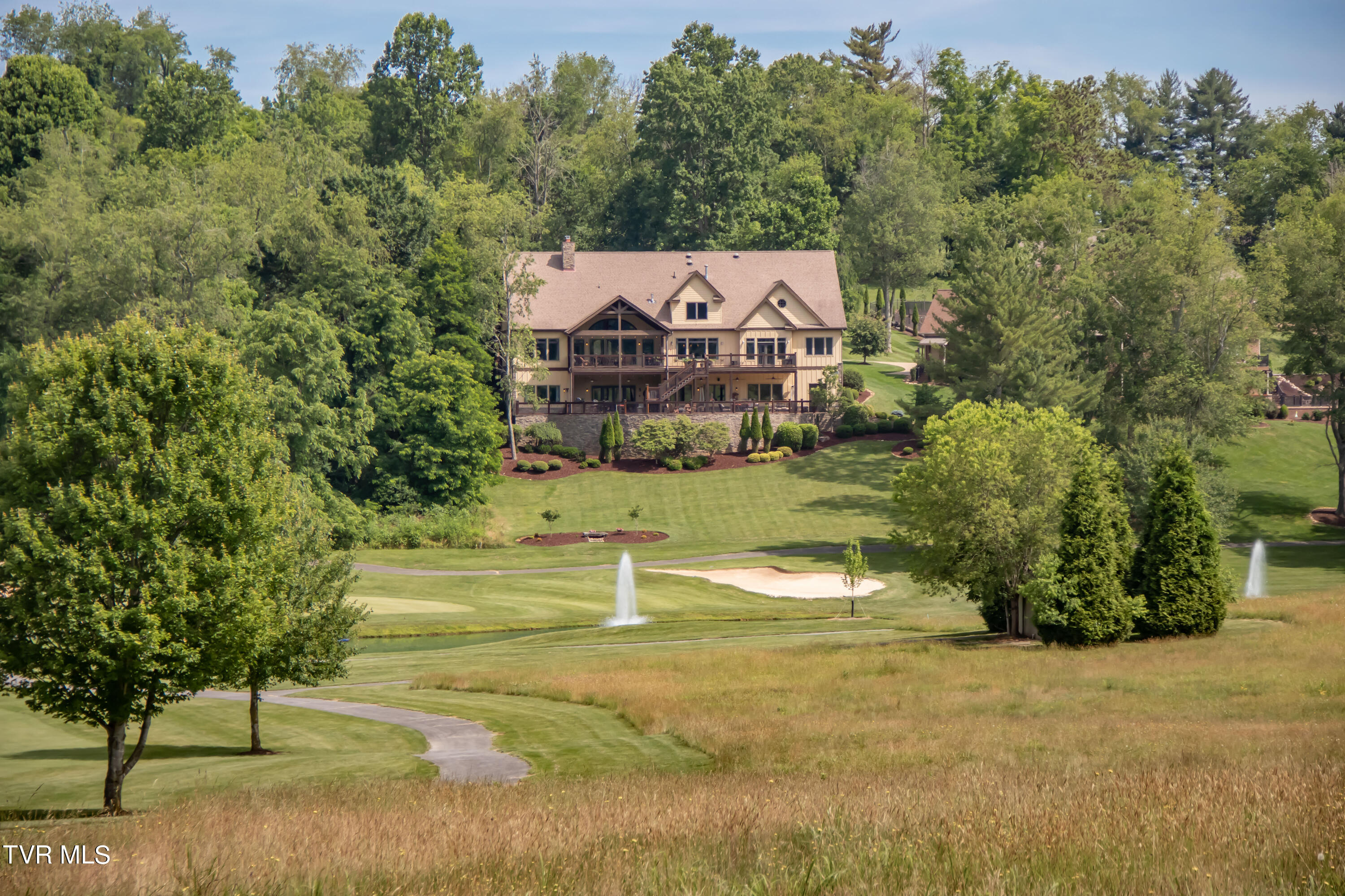 Abingdon, Virginia 24211, United States, 7 Bedrooms Bedrooms, ,6 BathroomsBathrooms,Residential,Active,114570