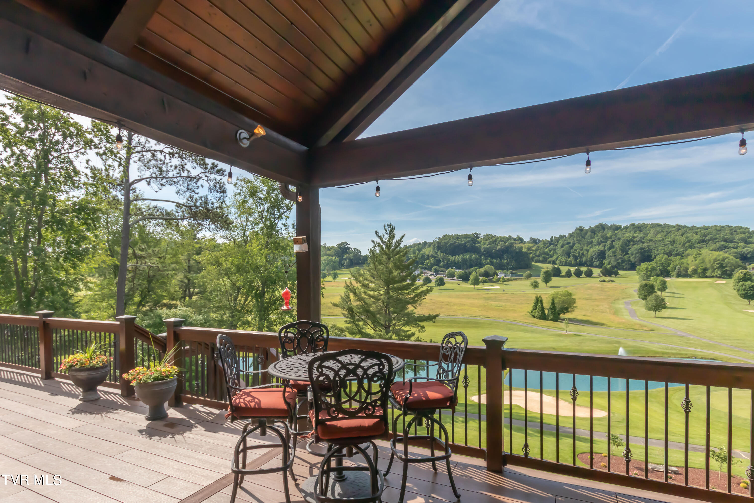 Abingdon, Virginia 24211, United States, 7 Bedrooms Bedrooms, ,6 BathroomsBathrooms,Residential,Active,114570