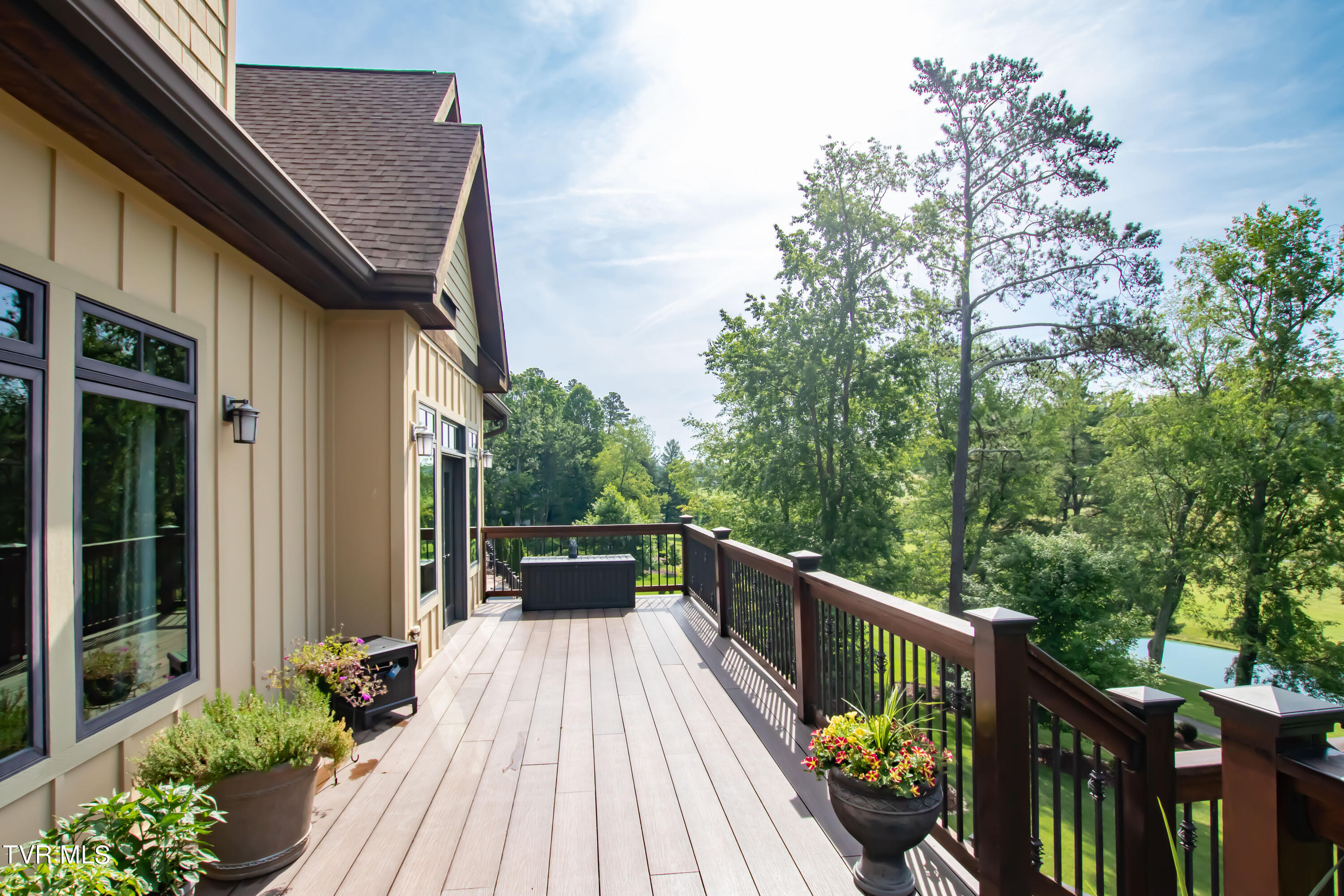 Abingdon, Virginia 24211, United States, 7 Bedrooms Bedrooms, ,6 BathroomsBathrooms,Residential,Active,114570