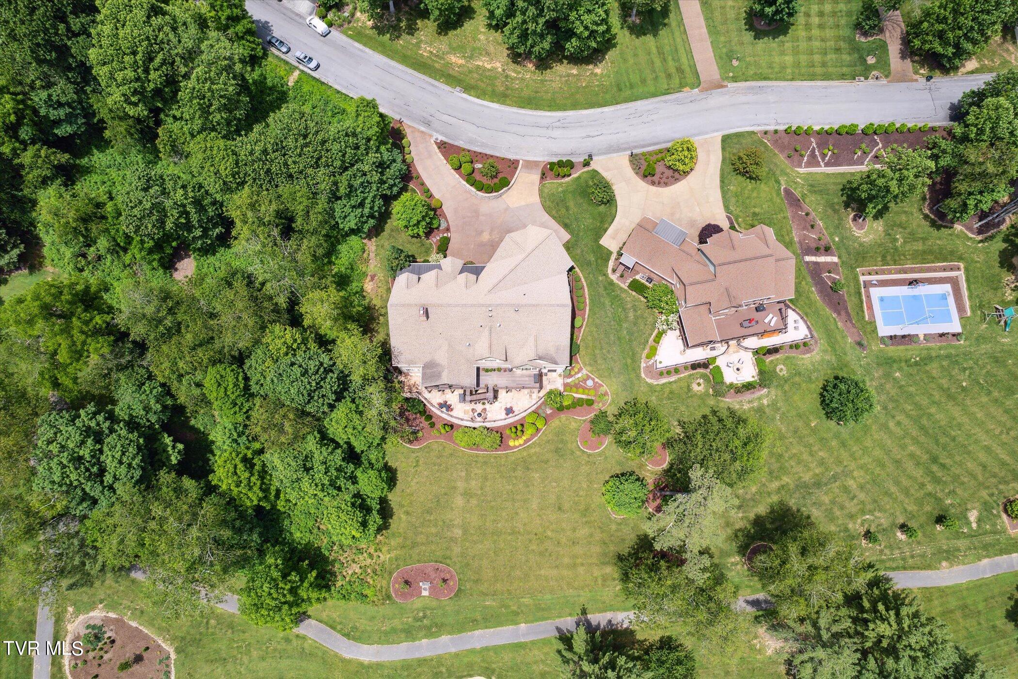 Abingdon, Virginia 24211, United States, 7 Bedrooms Bedrooms, ,6 BathroomsBathrooms,Residential,Active,114570