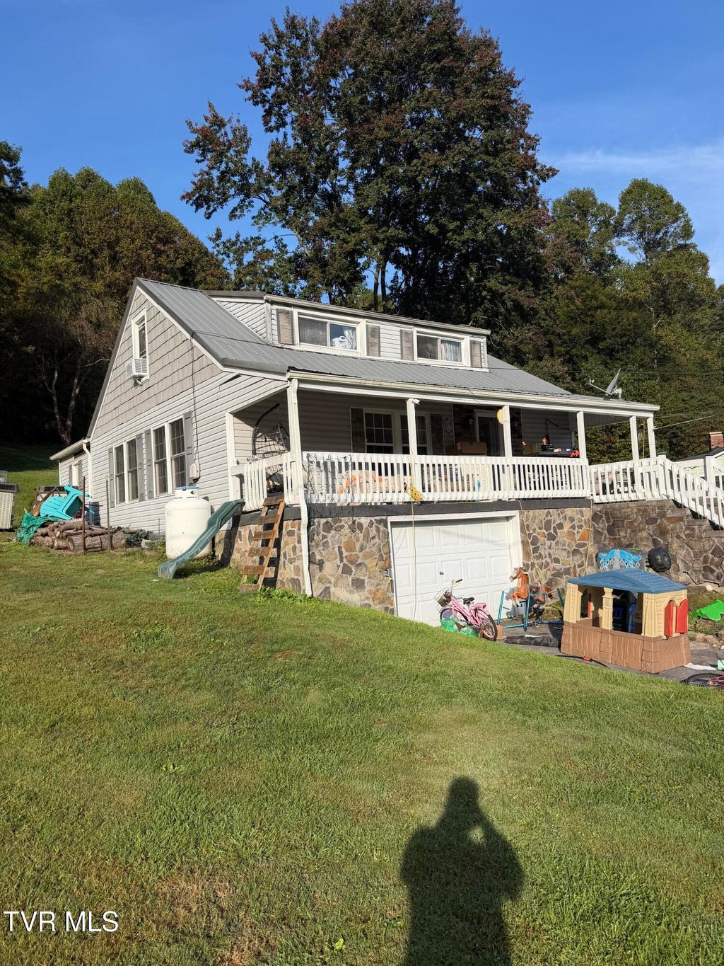 Photo of 5707 Pepperdine Way, Coeburn, VA 24230 (MLS # 10001700)