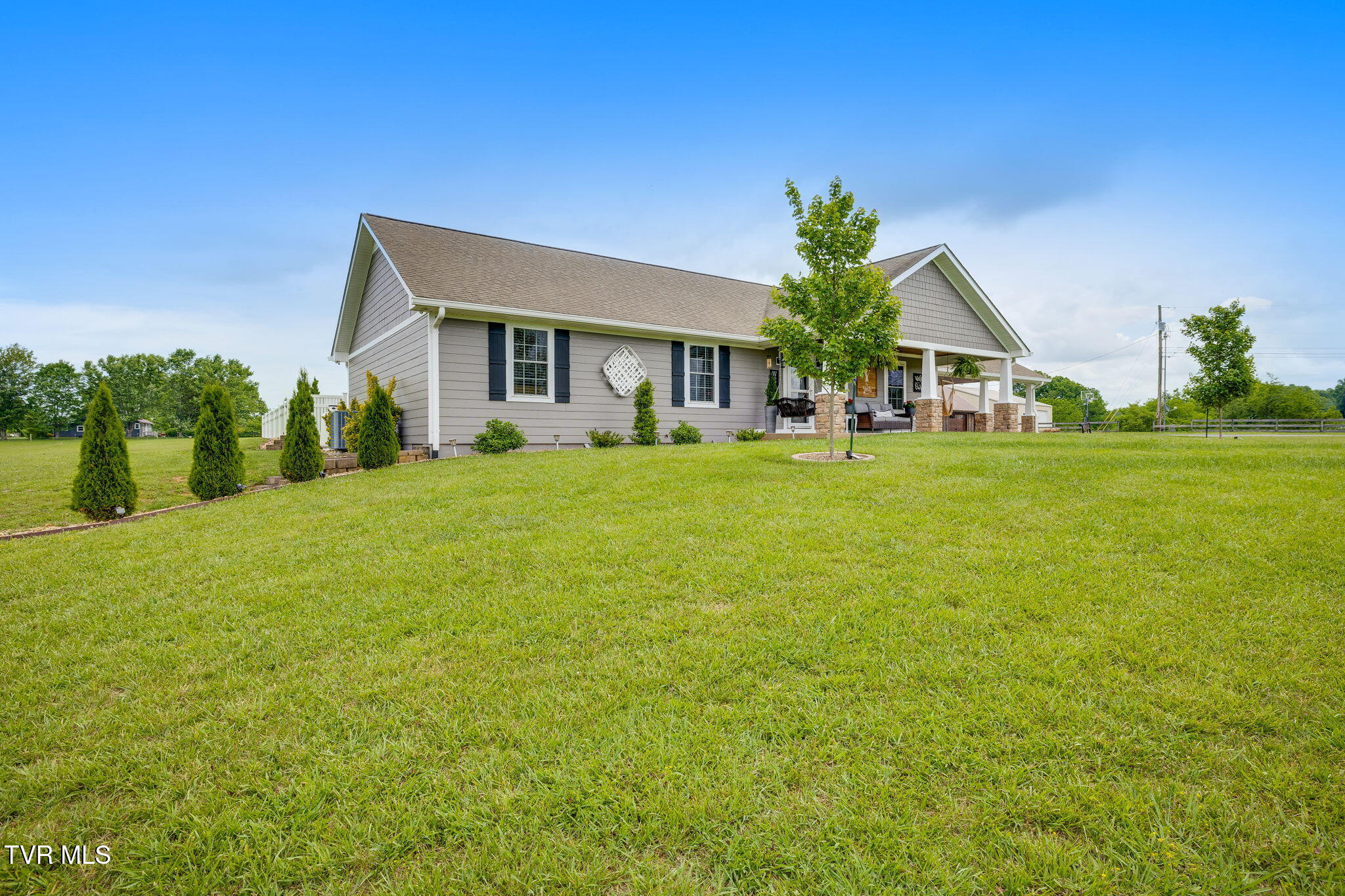 110 Emmanuel Drive, Johnson City, Tennessee image 3