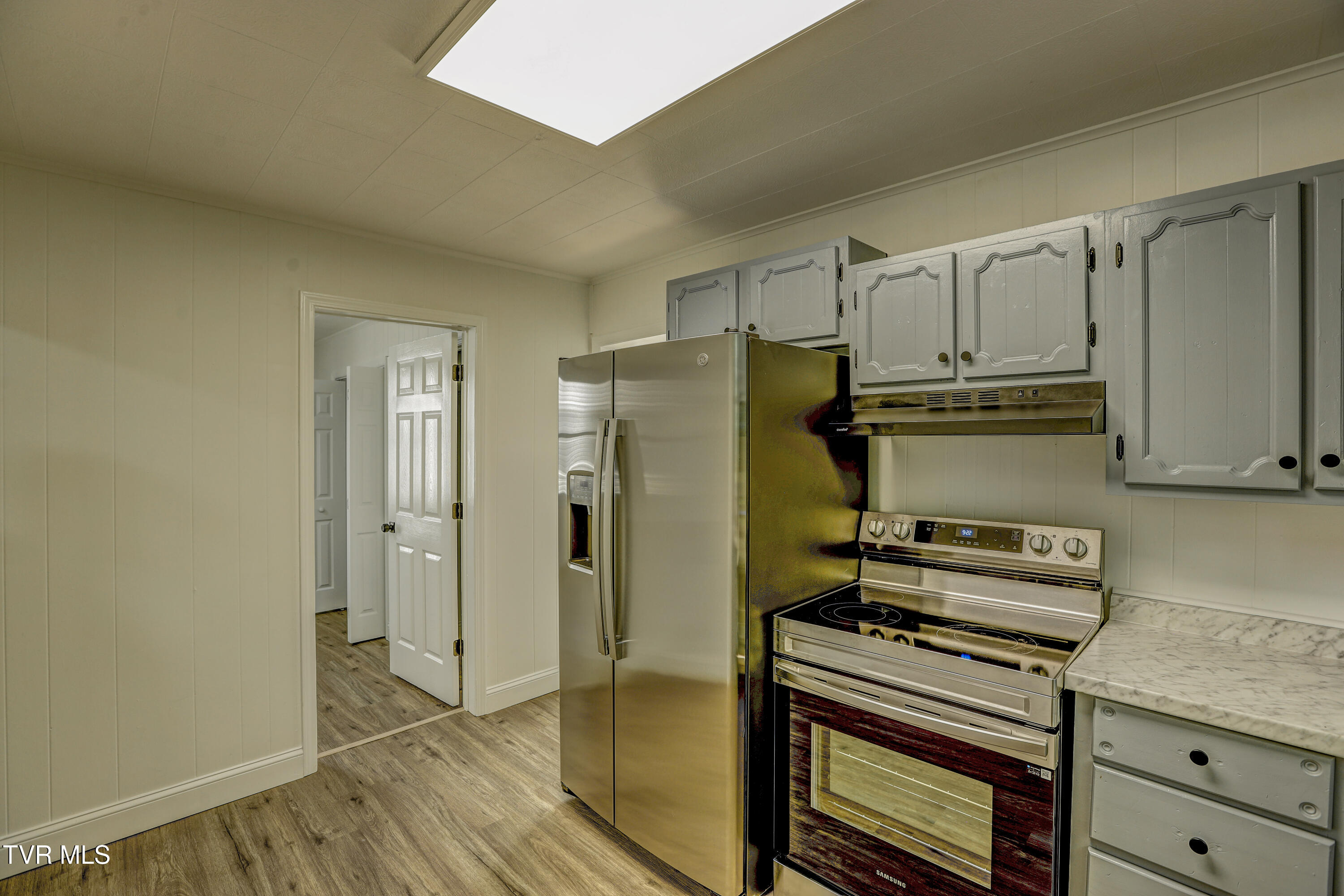 908 Columbia Road, Bristol, Tennessee image 22