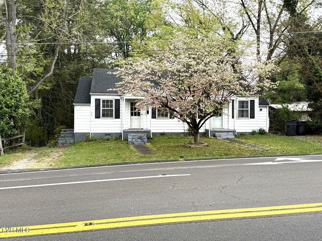 Photo of 613 Weaver Pike # -615, Bristol, TN 37620 (MLS # 9994125)