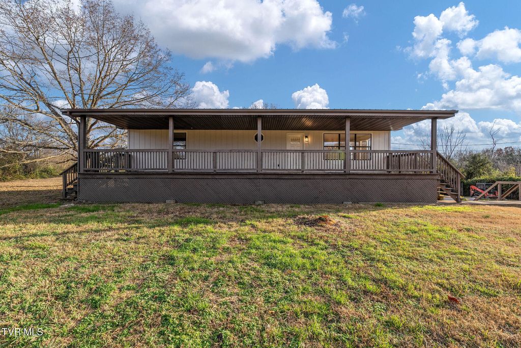 Photo of 630 Arrowhead Loop, Midway, TN 37809 (MLS # 9988716)