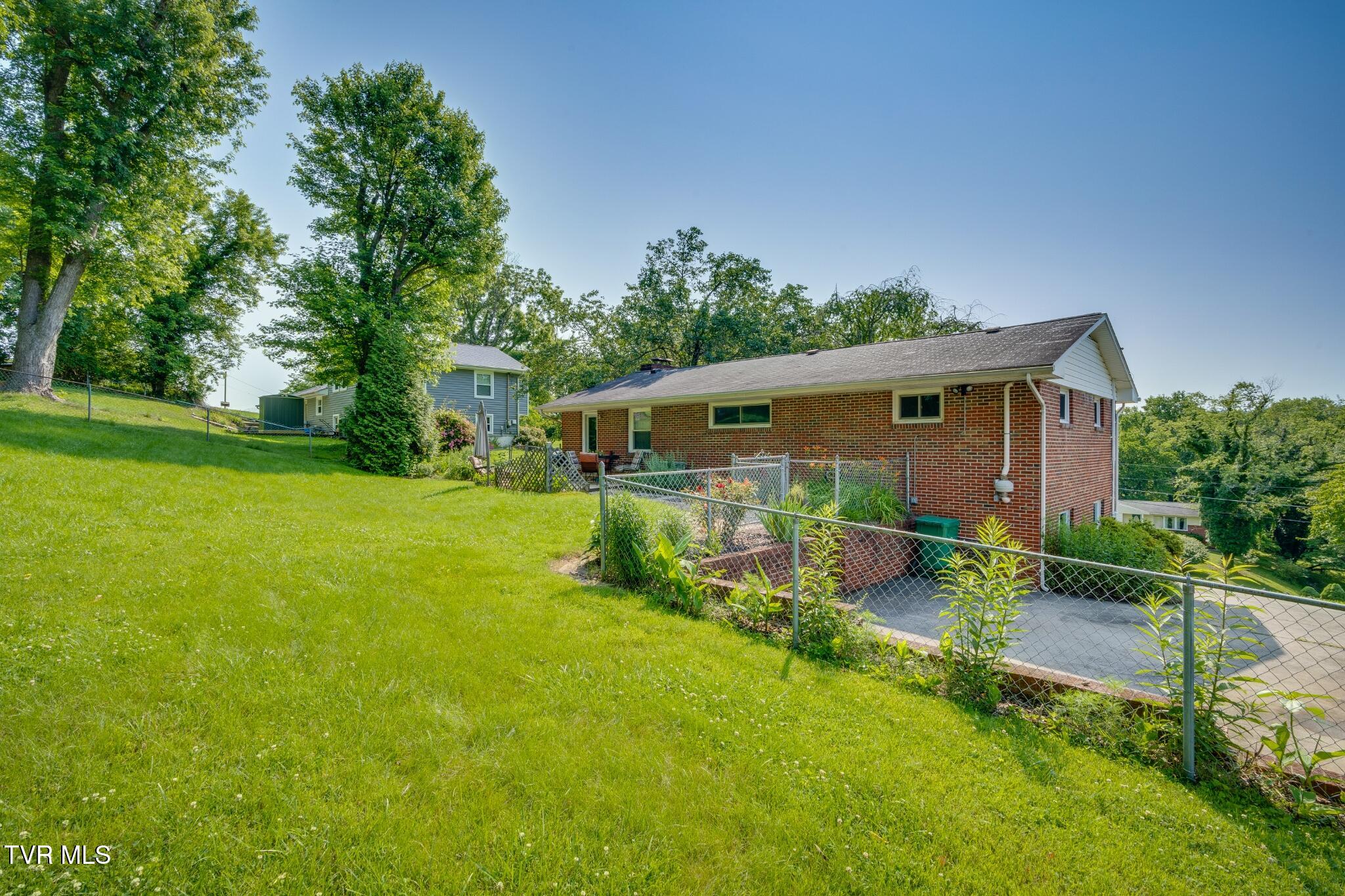 228 Lakeview Circle, Kingsport, Tennessee image 23