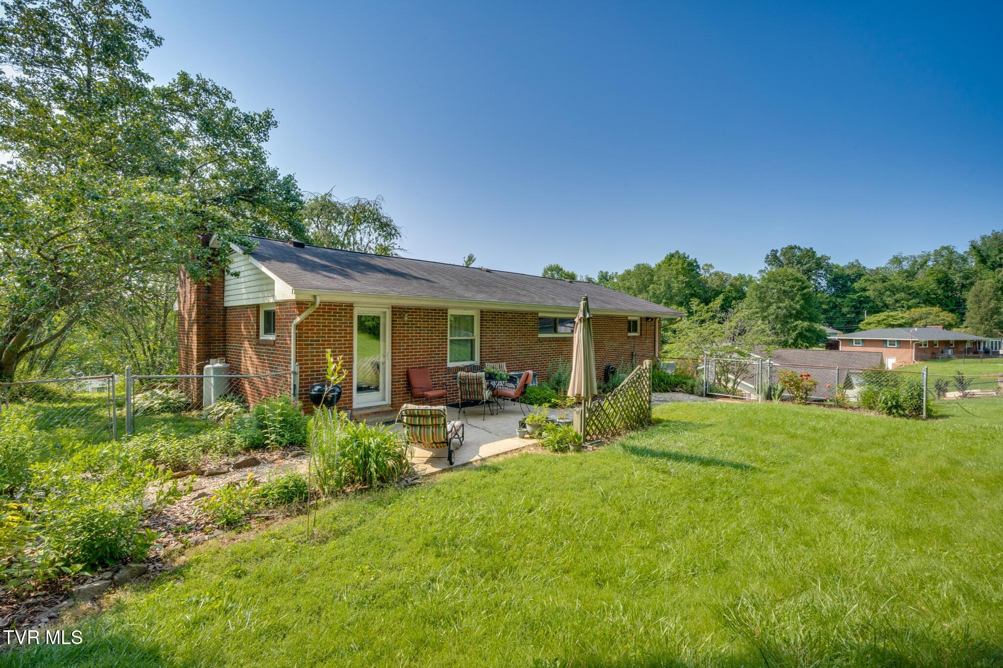 228 Lakeview Circle, Kingsport, Tennessee image 25