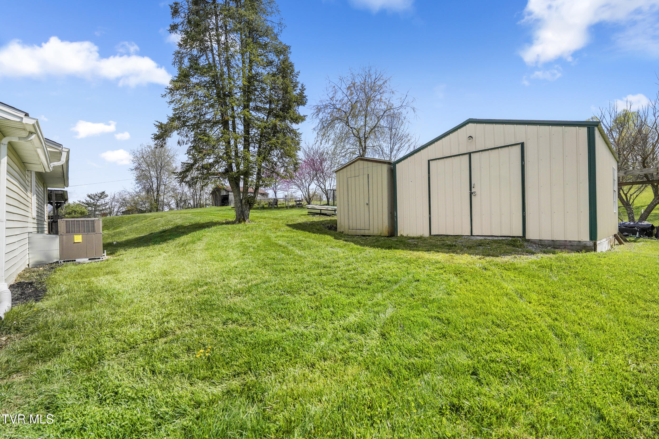 19482 Pairgin Road, Bristol, Virginia image 30