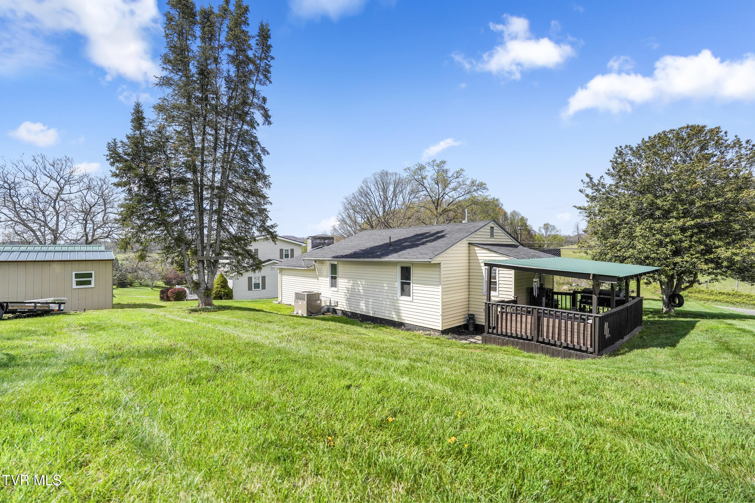 19482 Pairgin Road, Bristol, Virginia image 28