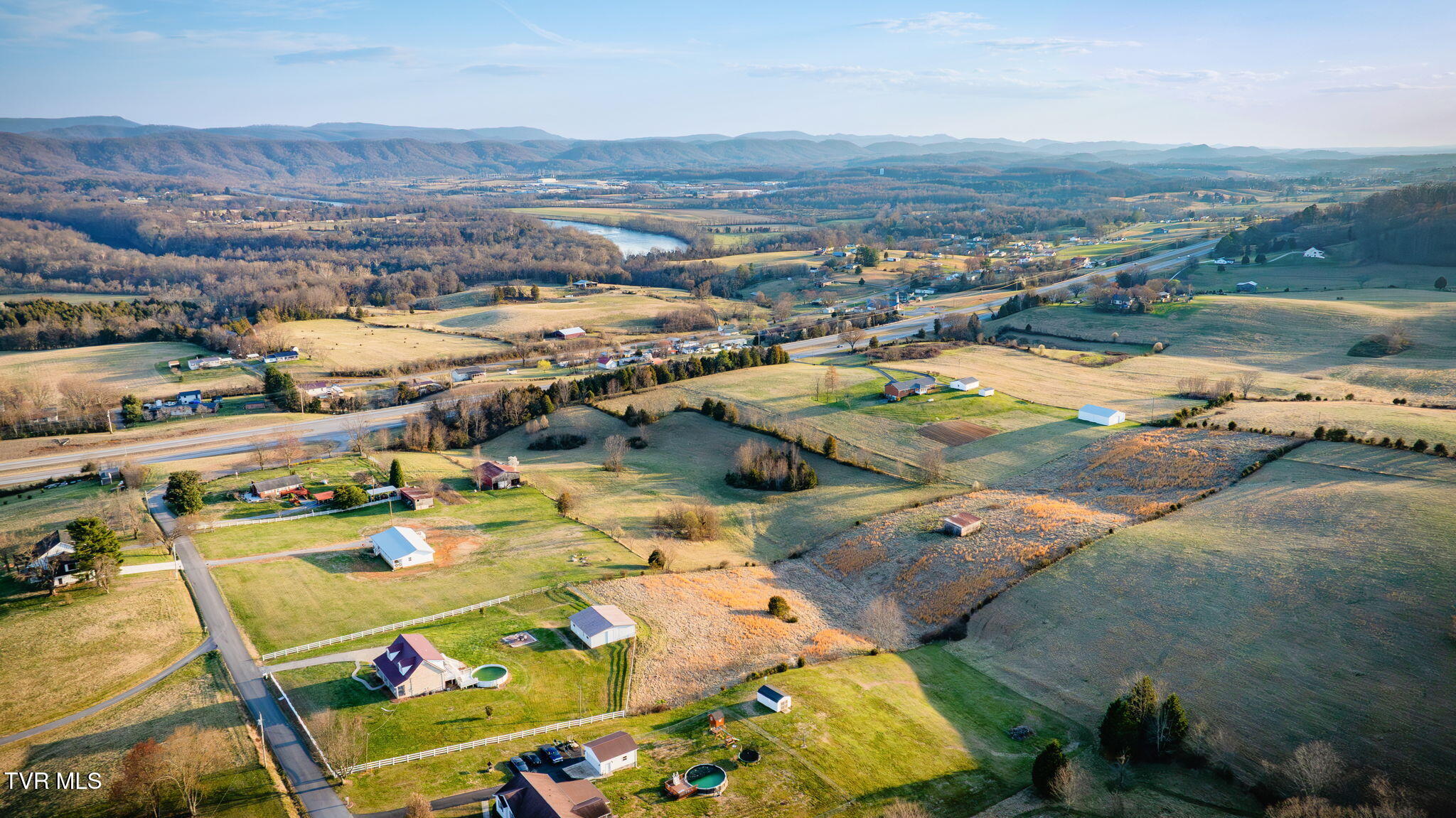 137 Hawthorne Road, Surgoinsville, Tennessee image 34