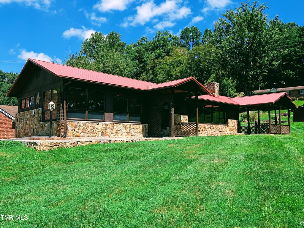 Photo of 246 Market Street, Clintwood, VA 24228 (MLS # 9984668)