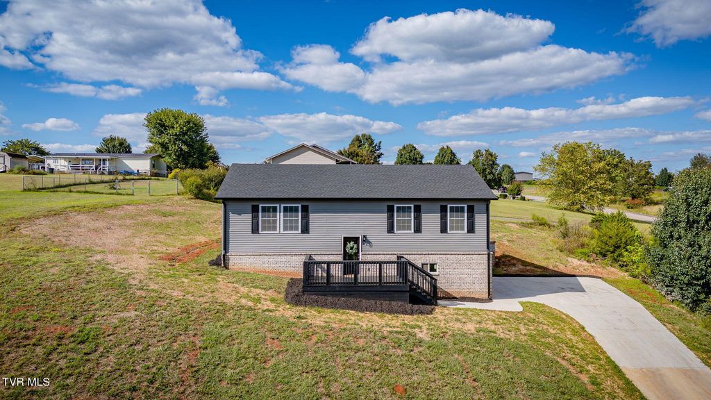 Photo of 166 Ebenezer Road, Chuckey, TN 37641 (MLS # 9989656)