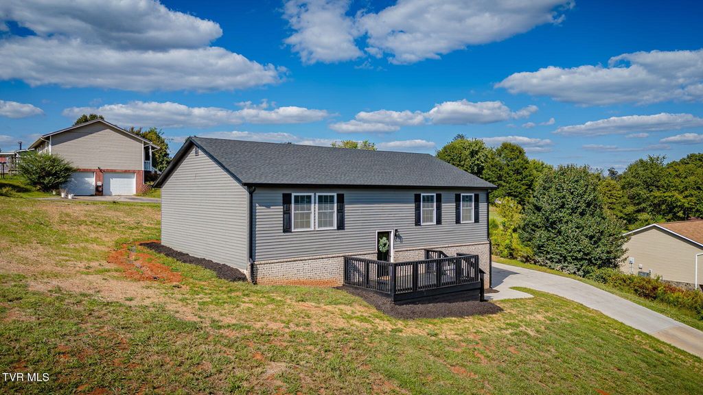 Photo of 166 Ebenezer Road, Chuckey, TN 37641 (MLS # 9989656)
