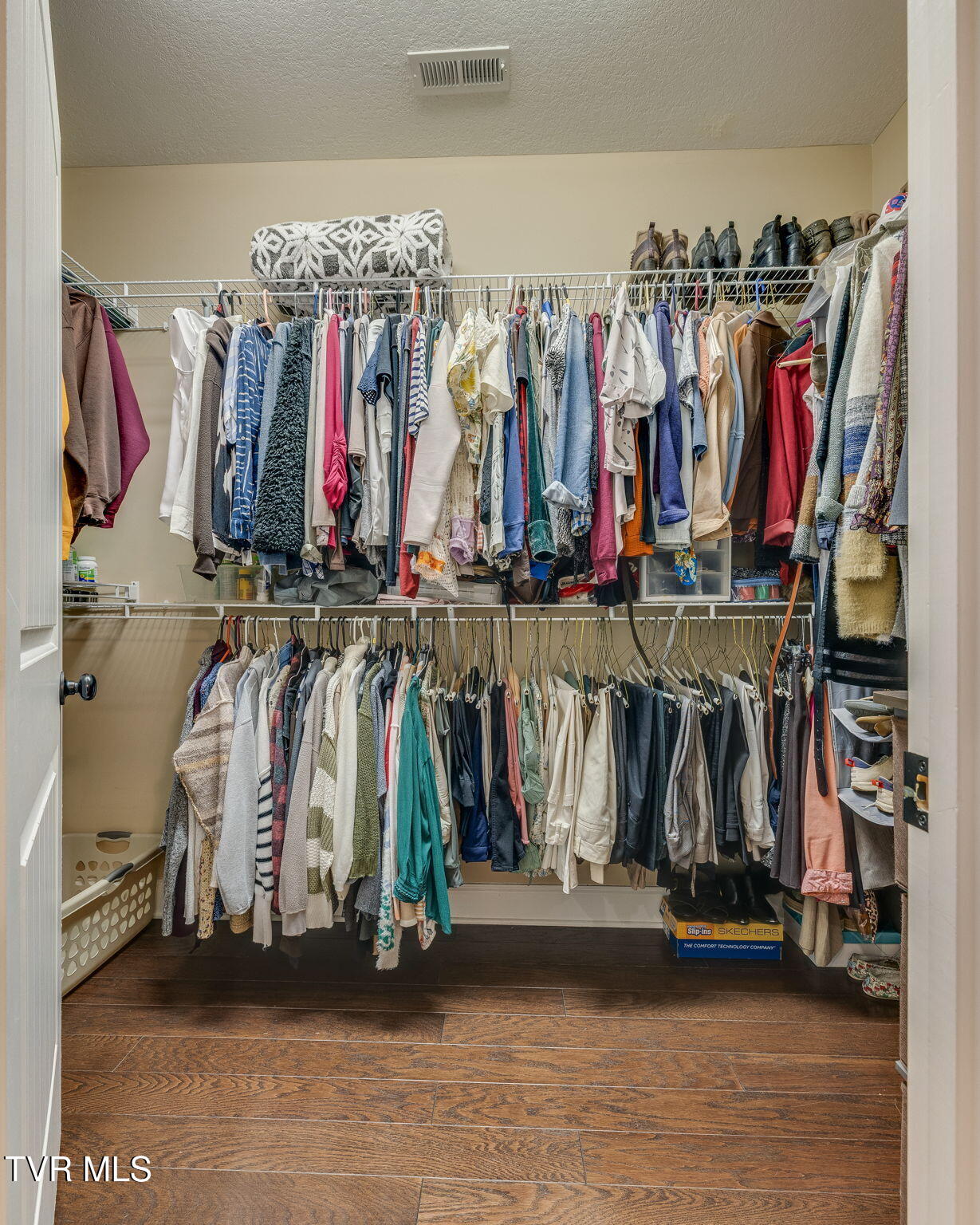 2420 Edinburgh Channel Road, Kingsport, Tennessee image 20
