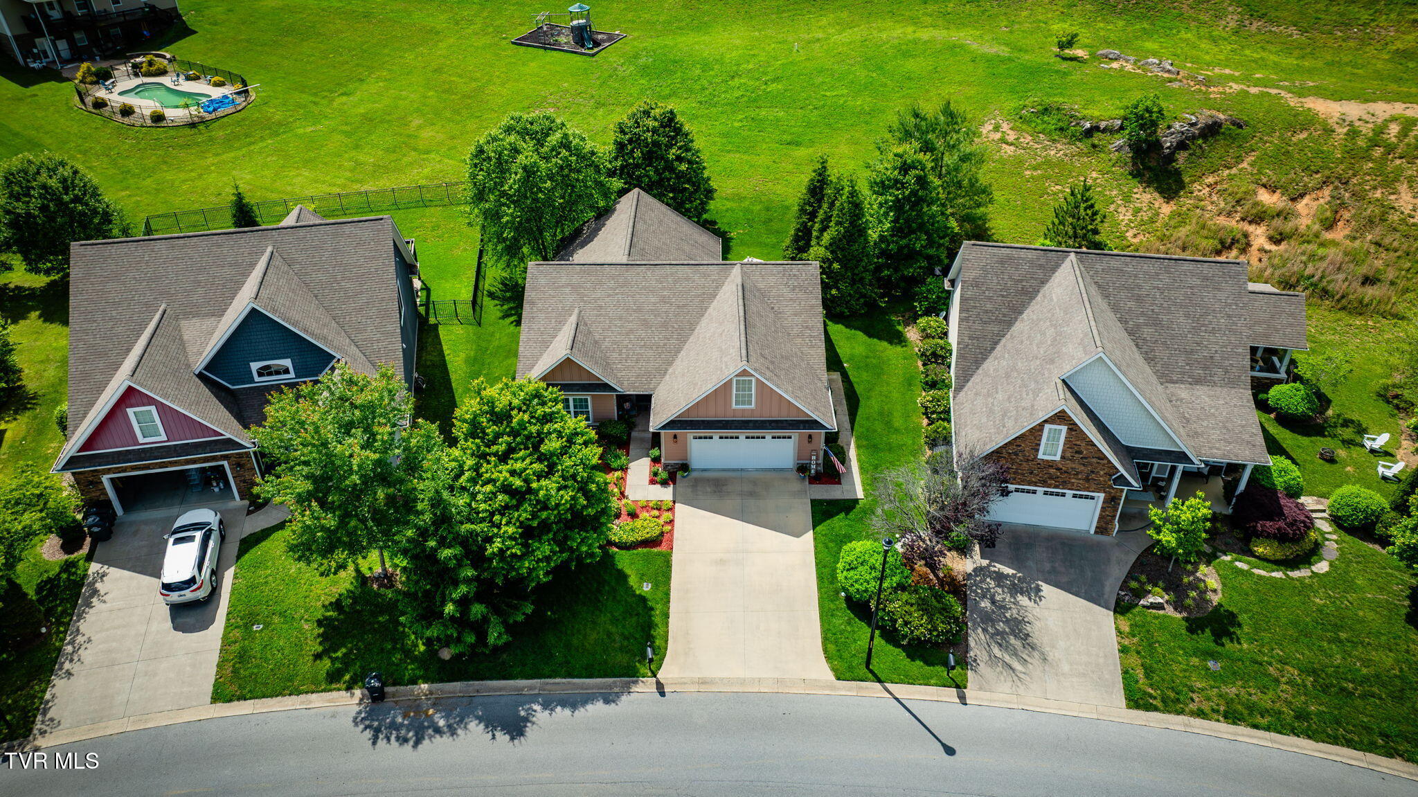 2420 Edinburgh Channel Road, Kingsport, Tennessee image 41