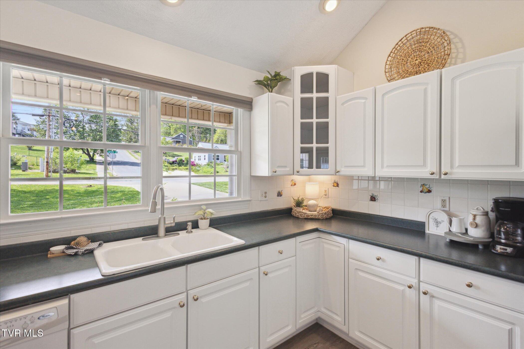 2905 Antioch Road, Johnson City, Tennessee image 12