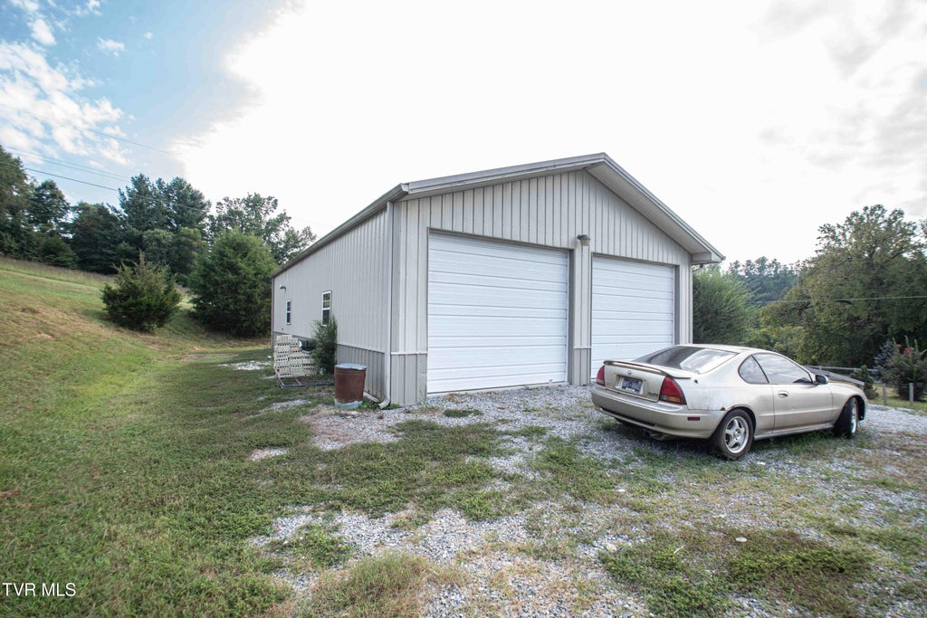 Photo of 1308 Dunlap Road, Kingsport, TN 37663 (MLS # 10000816)