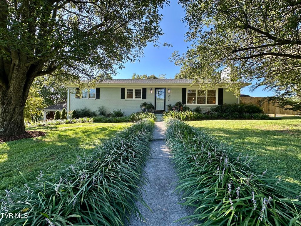 Photo of 234 Chester Hill Road Rd, Bristol, VA 24201 (MLS # 9985712)