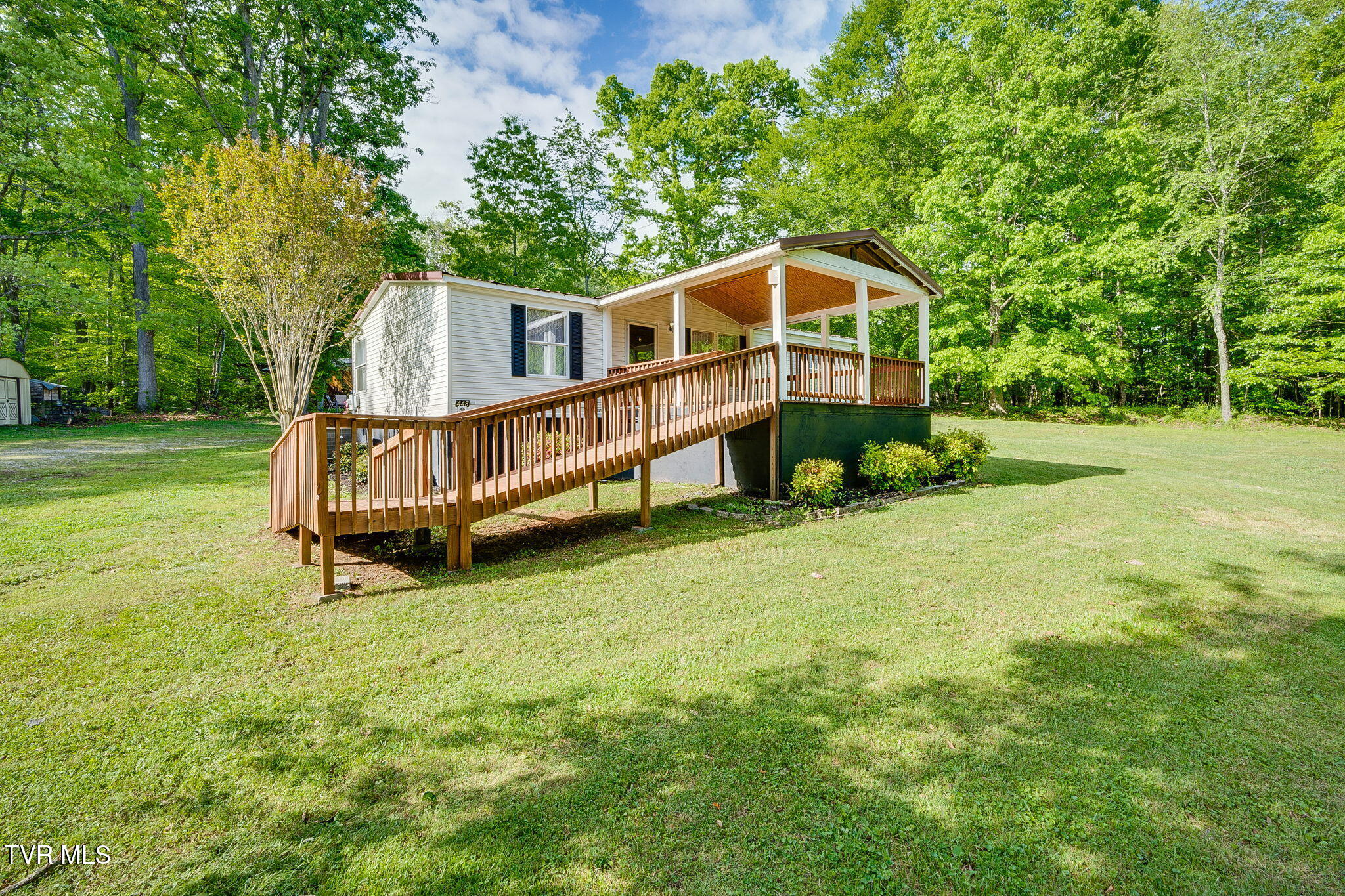 448 Parker Estates Road, Gate City, Virginia image 2